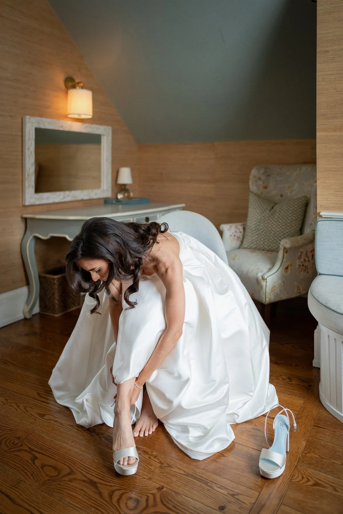 Peconic Bay Yacht Club Wedding_0020.JPG