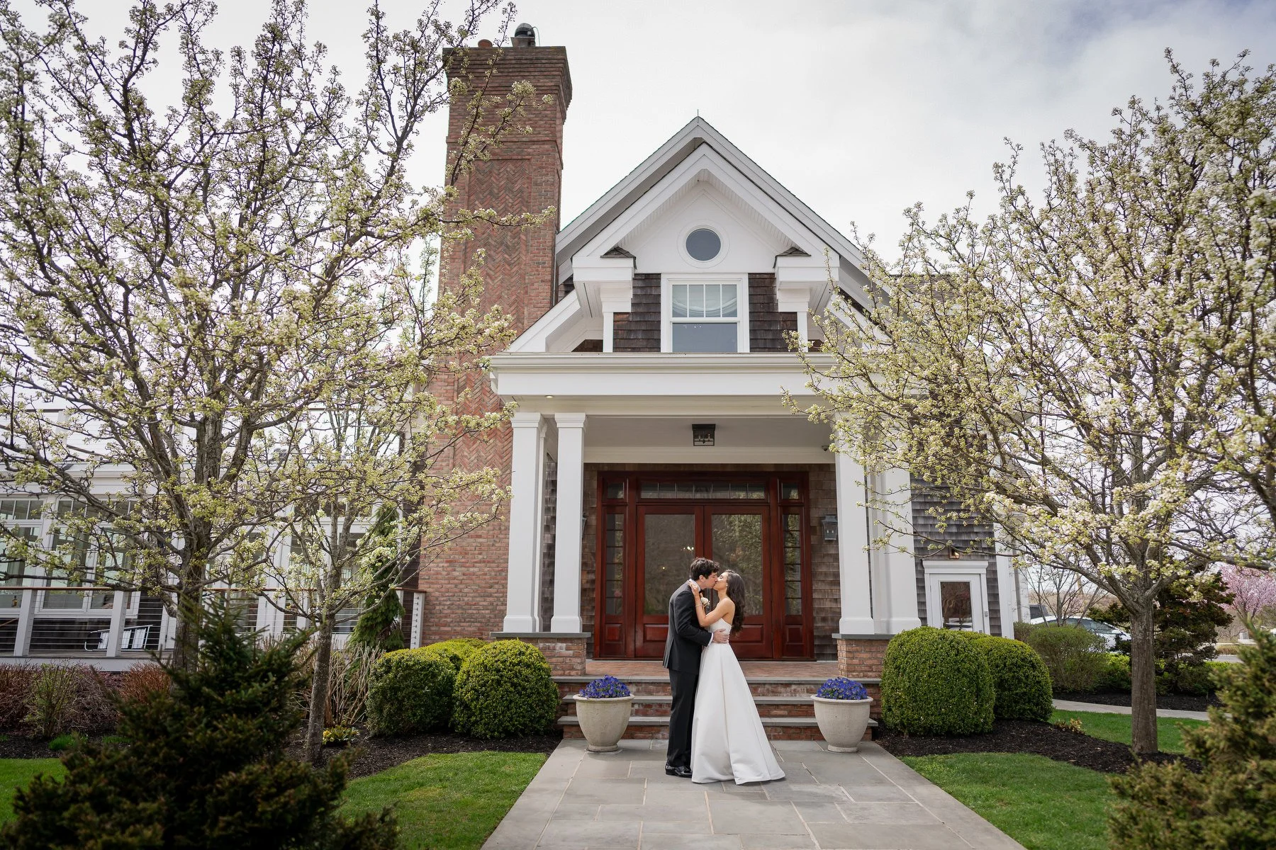 Peconic Bay Yacht Club Wedding_0046.JPG