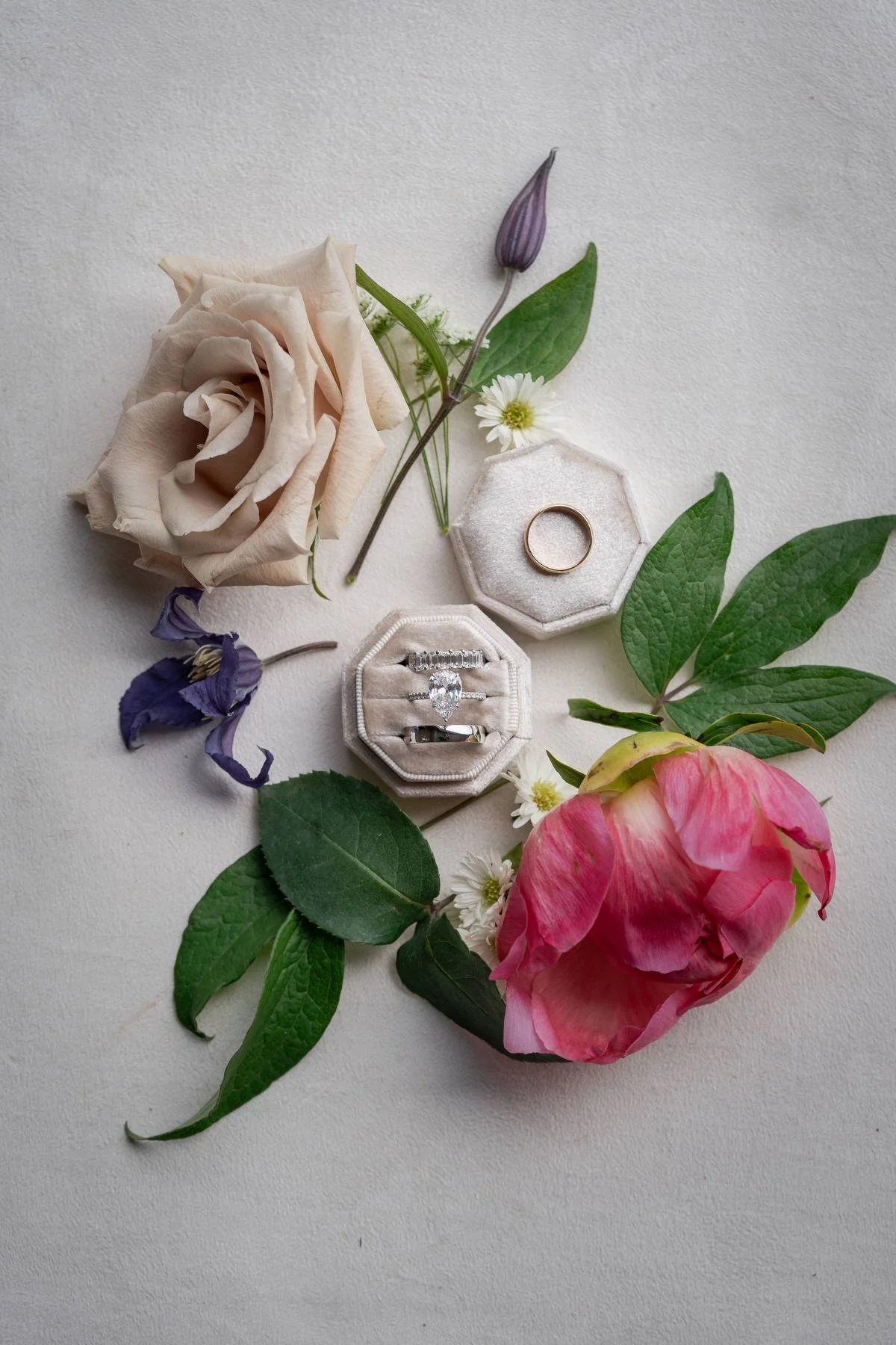 Wedding details and floral arrangements Alpine Country Club