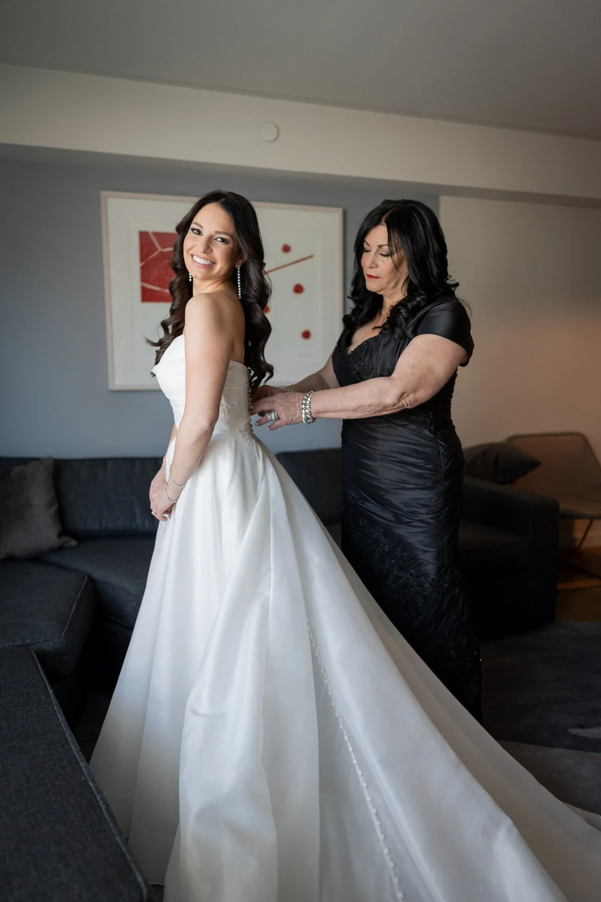 Bride getting ready at Chelsea Piers Lighthouse wedding