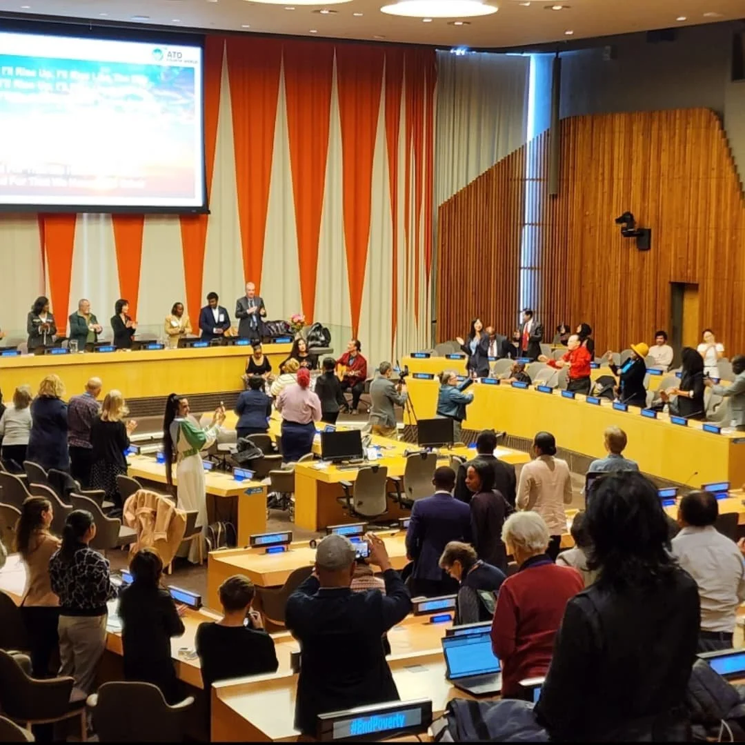 Performing at the United Nations headquarters was unbelievably moving, one for the books! @unitednations ππΌπ«ΆπΌ
Thank you @atd4thworld_us for organizing this and making it so lovely β€οΈπππΌππΌ
Thanks Nicolai, Lisseth and Anthony for the beautif