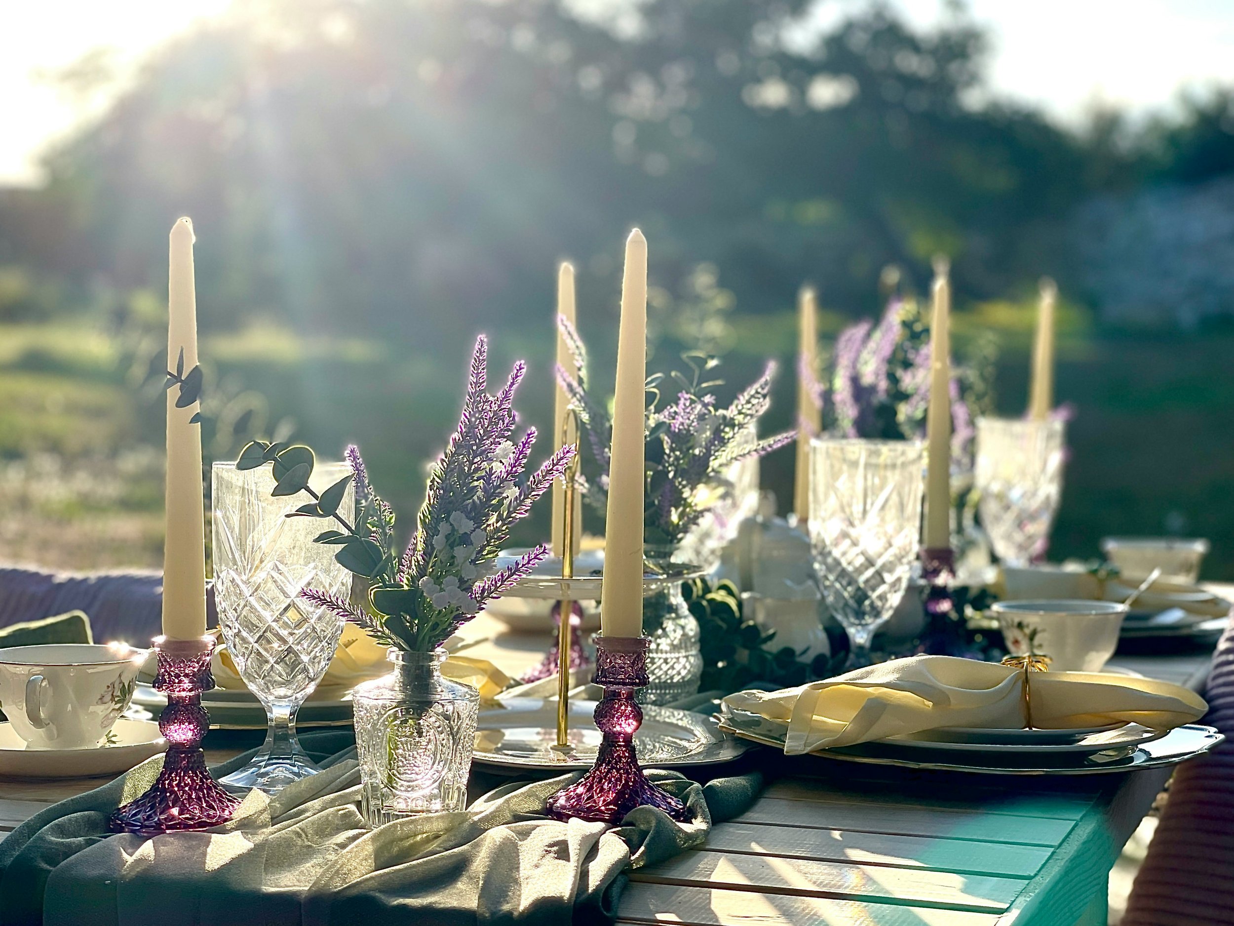 kandid-picnic-P-Q7-fTTbdI-unsplash.jpg
