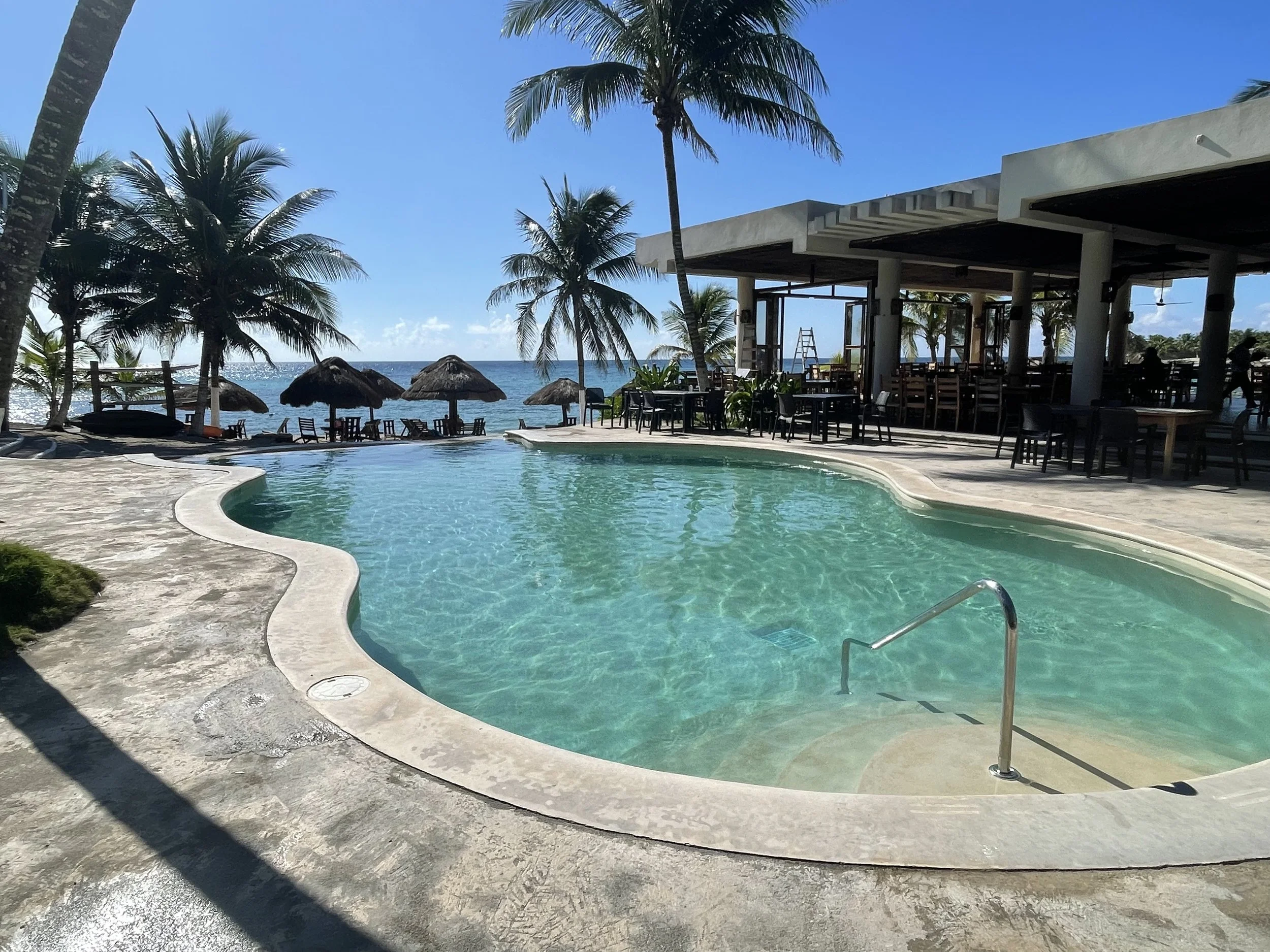Beach, swimming pool and restaurant