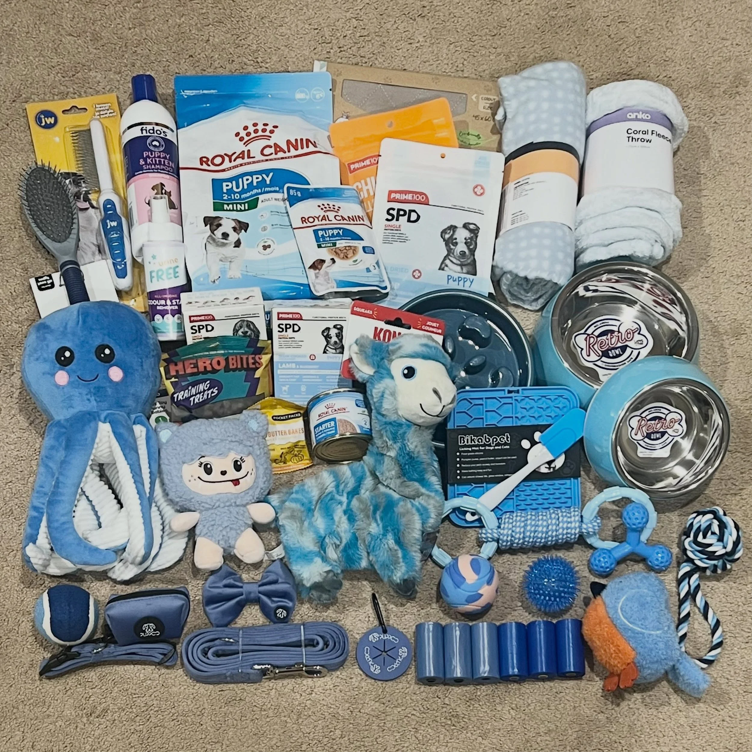 PUPPY PACKS - Our ASGARD litter is now 8 weeks old and will start to leave us this weekend. But in the meantime I have to post this puppy pack to Melbourne for ODIN and hope it reaches his new family in time before he flies there next weekend. 

#dac