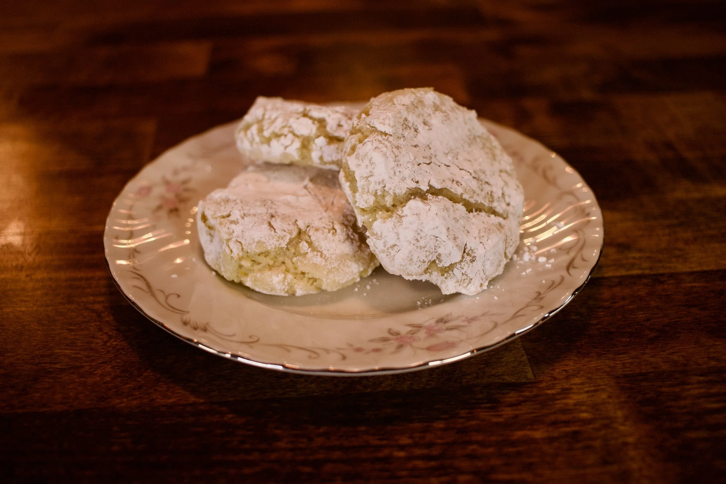 Amaretti Cookies on a plate