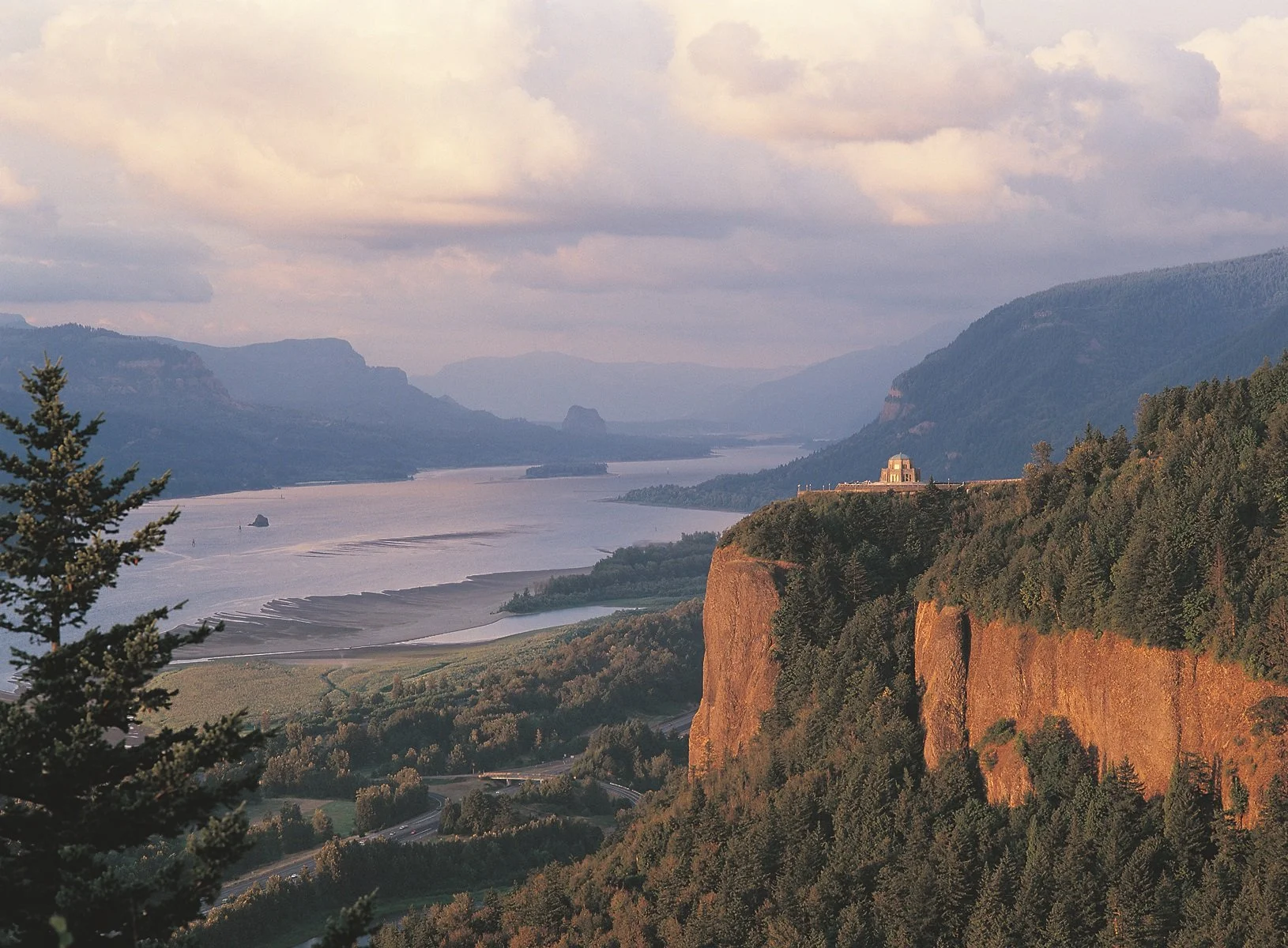 J Columbia+River+Gorge-Photo+by+Larry+Geddis.jpg