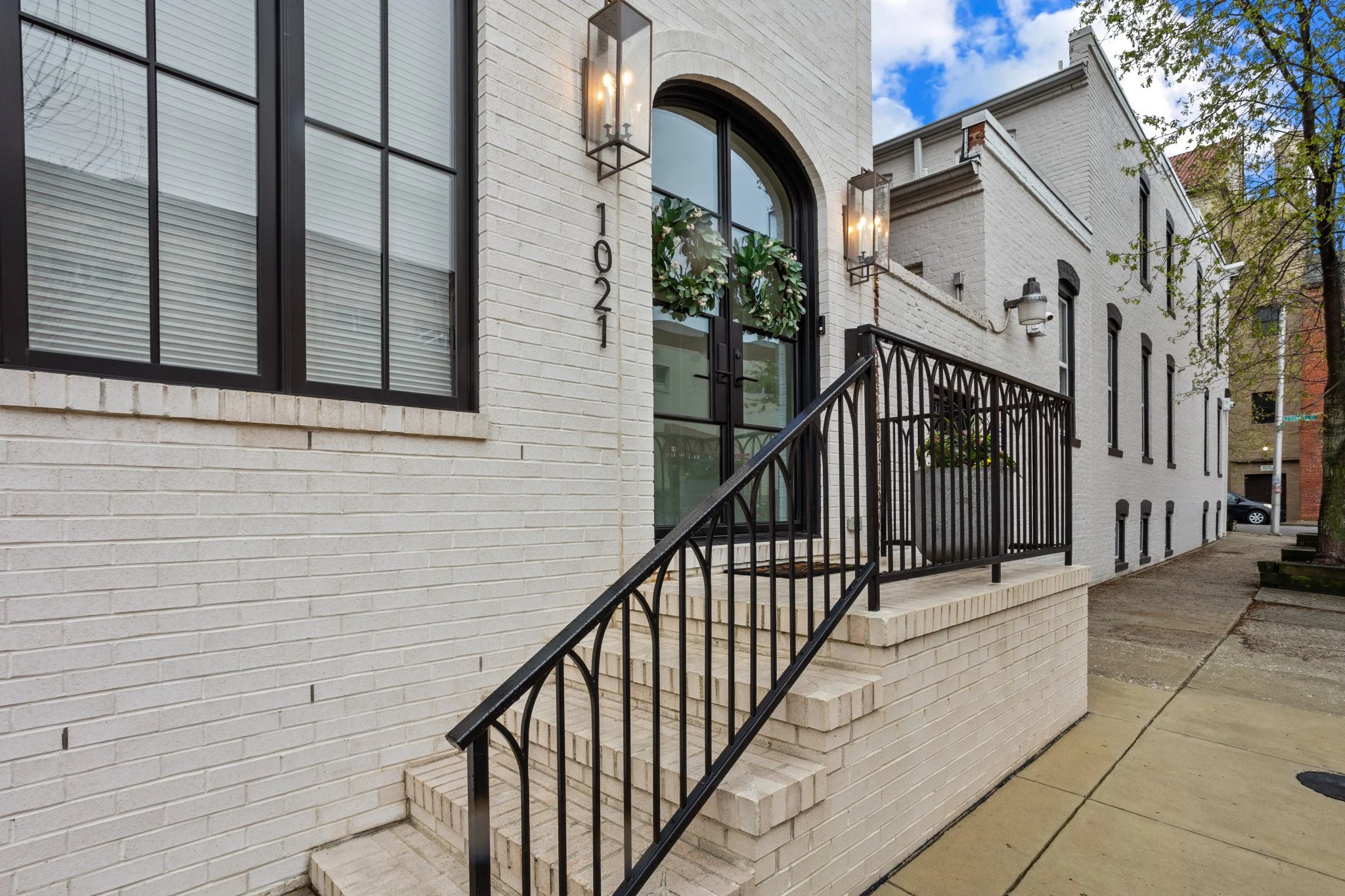 1021_Binney_Street_003.JPG