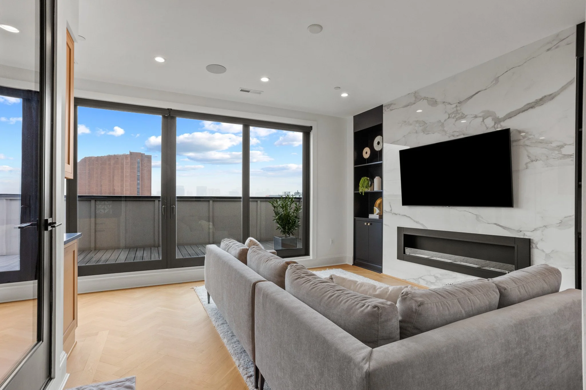 1021_Binney_Street_028.JPG