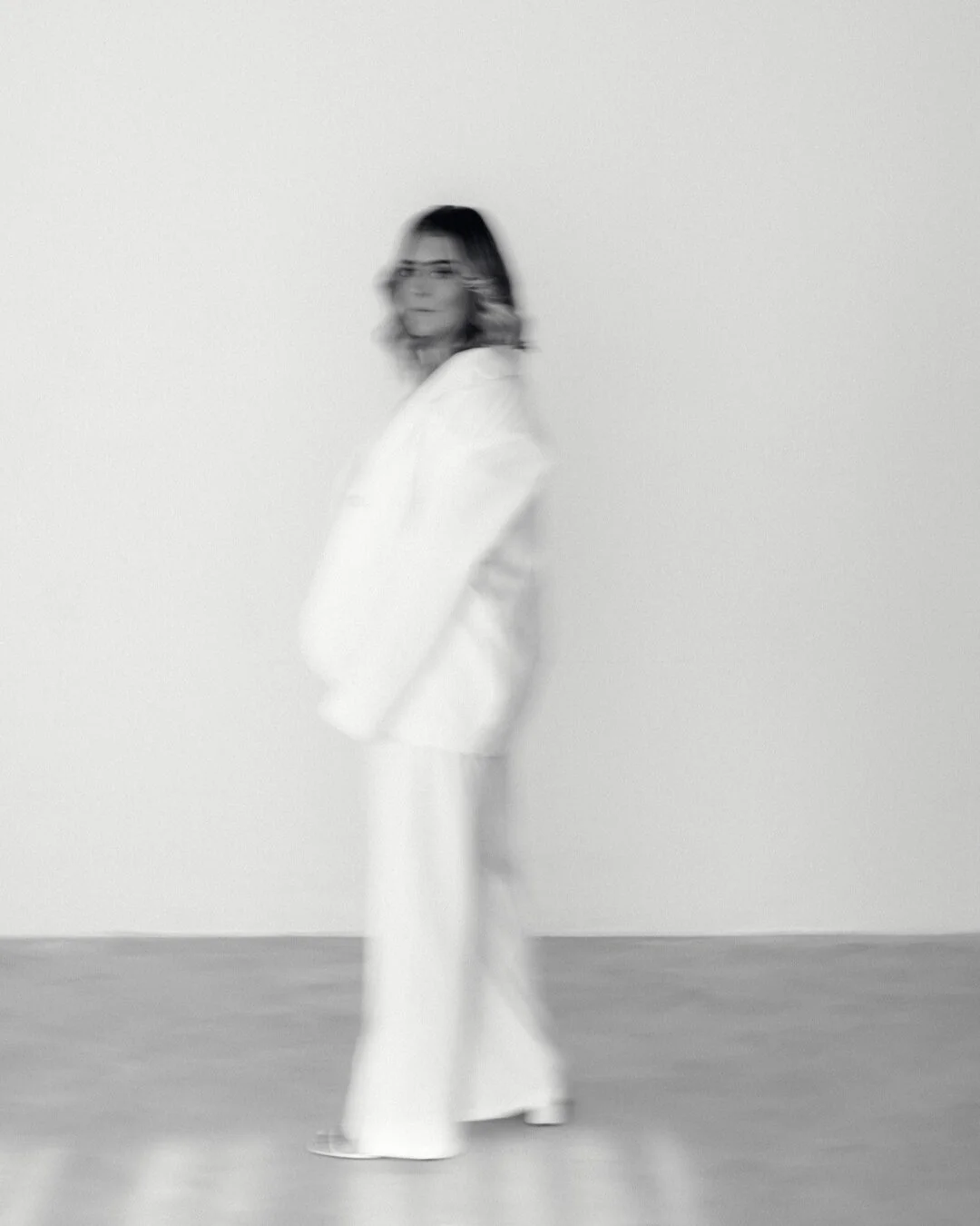 It's time to set the record straight. Social Media Managers are NOT miracle workers who can make you go viral overnight.⠀⠀⠀⠀⠀⠀⠀⠀⠀
⠀⠀⠀⠀⠀⠀⠀⠀⠀
Hear us out....👇🏻😏⠀⠀⠀⠀⠀⠀⠀⠀⠀
⠀⠀⠀⠀⠀⠀⠀⠀⠀
Our role is to support your social media marketing efforts through st