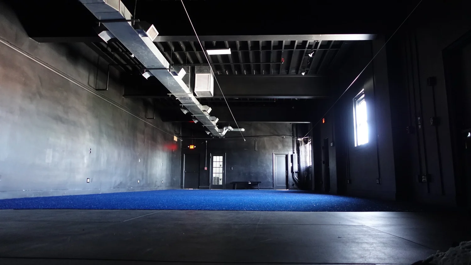 Indoor turf training space at Char Sports Performance