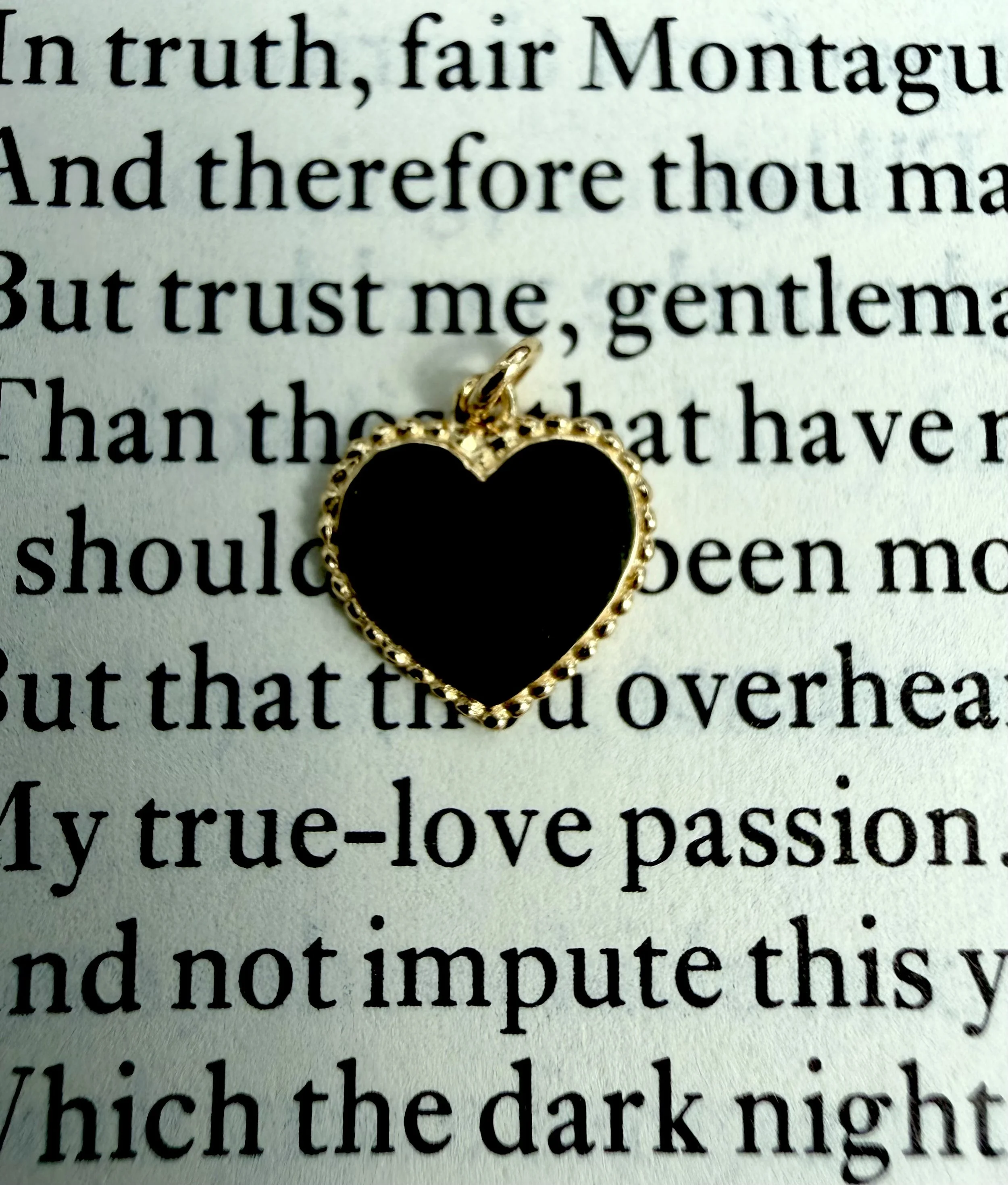 sculpted heart charm in 14k gold, engravable jewelry piece for personalized Mother’s Day gift