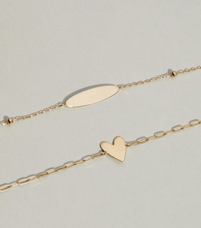 14k gold heart connector on chain bracelet detail