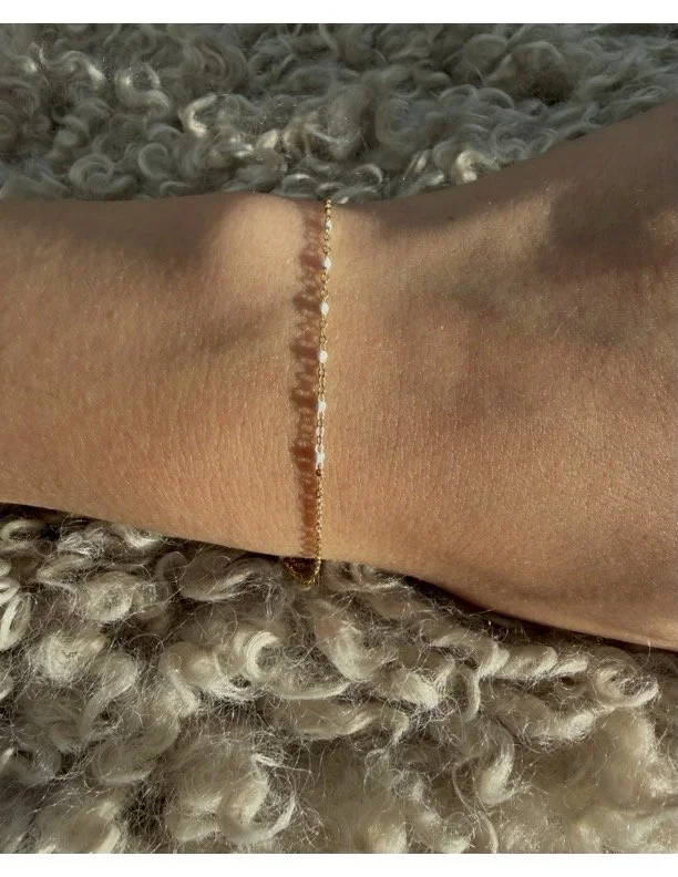 Lacey-14k-bracelet-permanent-jewelry-the-sparkle-bar-yeg.heic.jpg