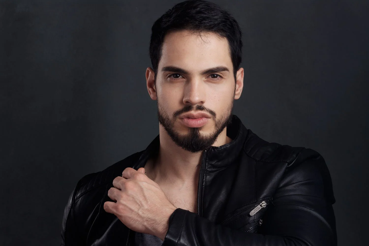 ismael-headshot.jpg
