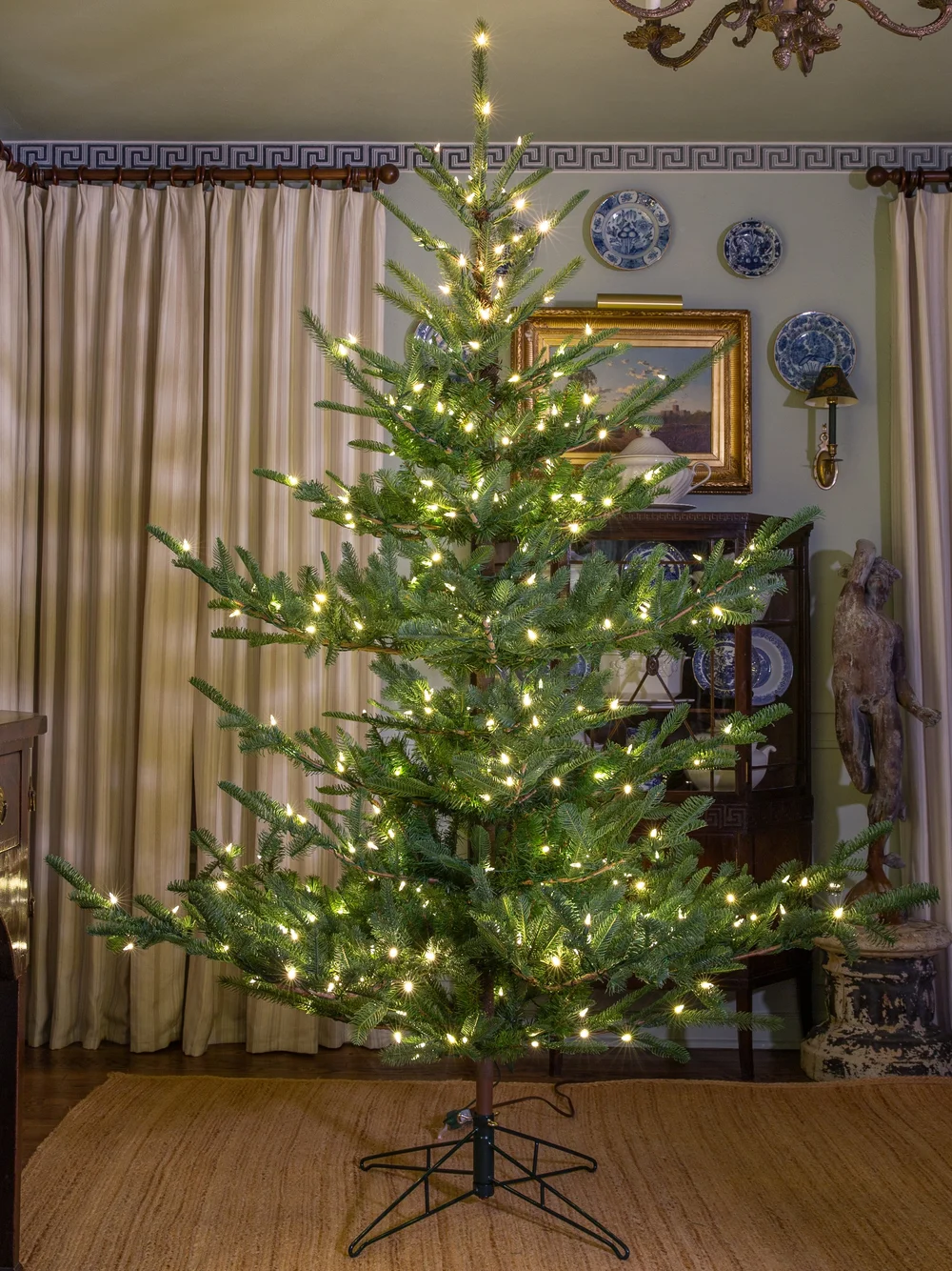 PREORDER The Vintage Holiday Christmas Tree - Leben Riebe