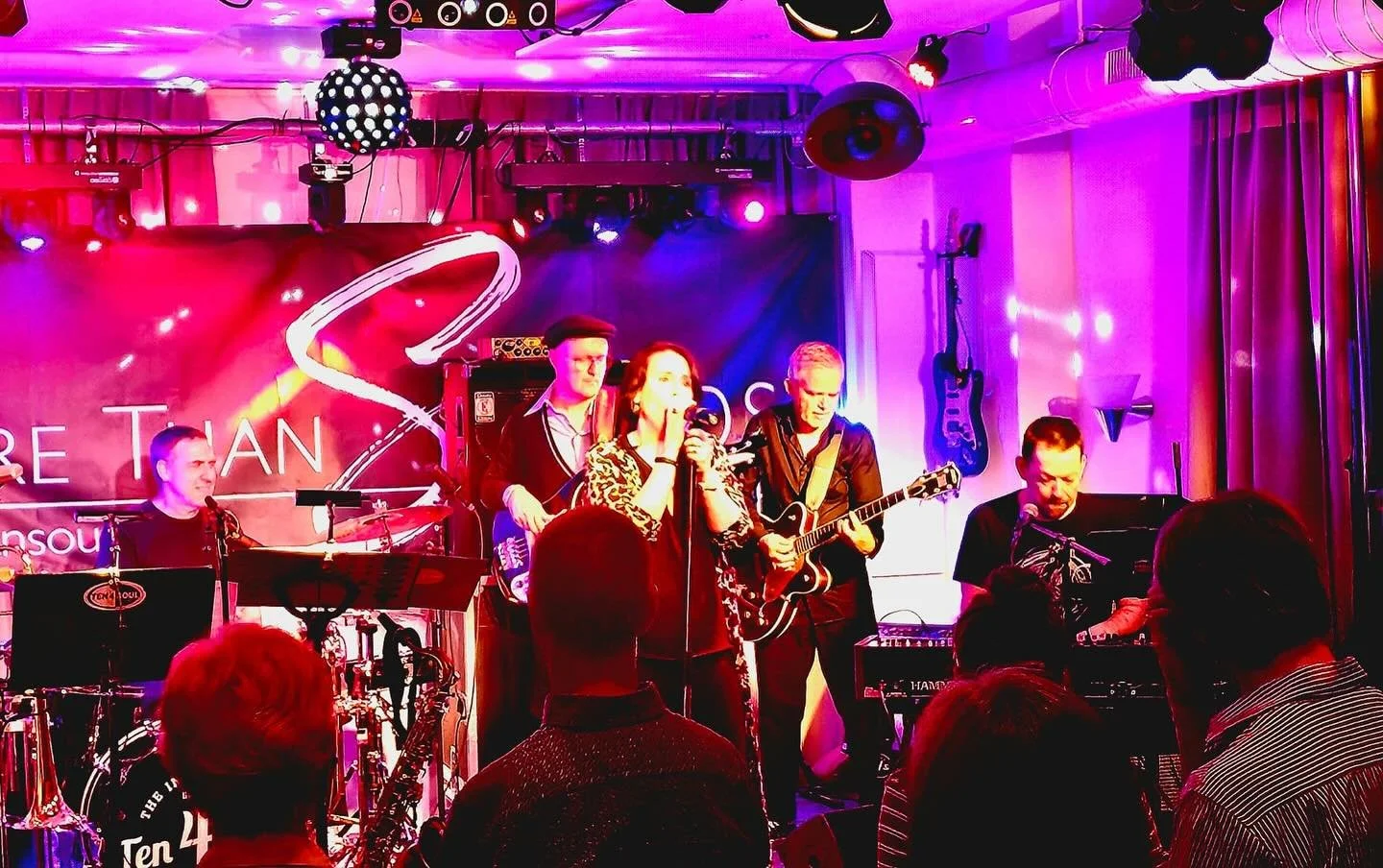 thx @morethansoundsadliswil 🫶

#ten4soul #funky #liveonstage #adliswil