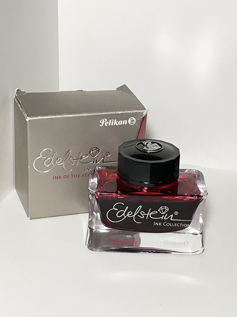 Pelikan Edelstein Star Ruby ink bottle and box