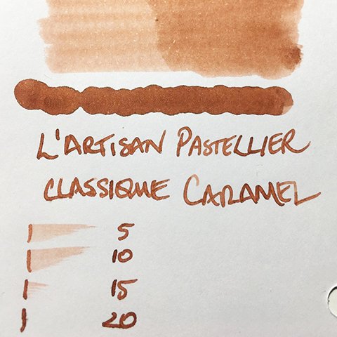 Encre Classique Caramel ink swatch card