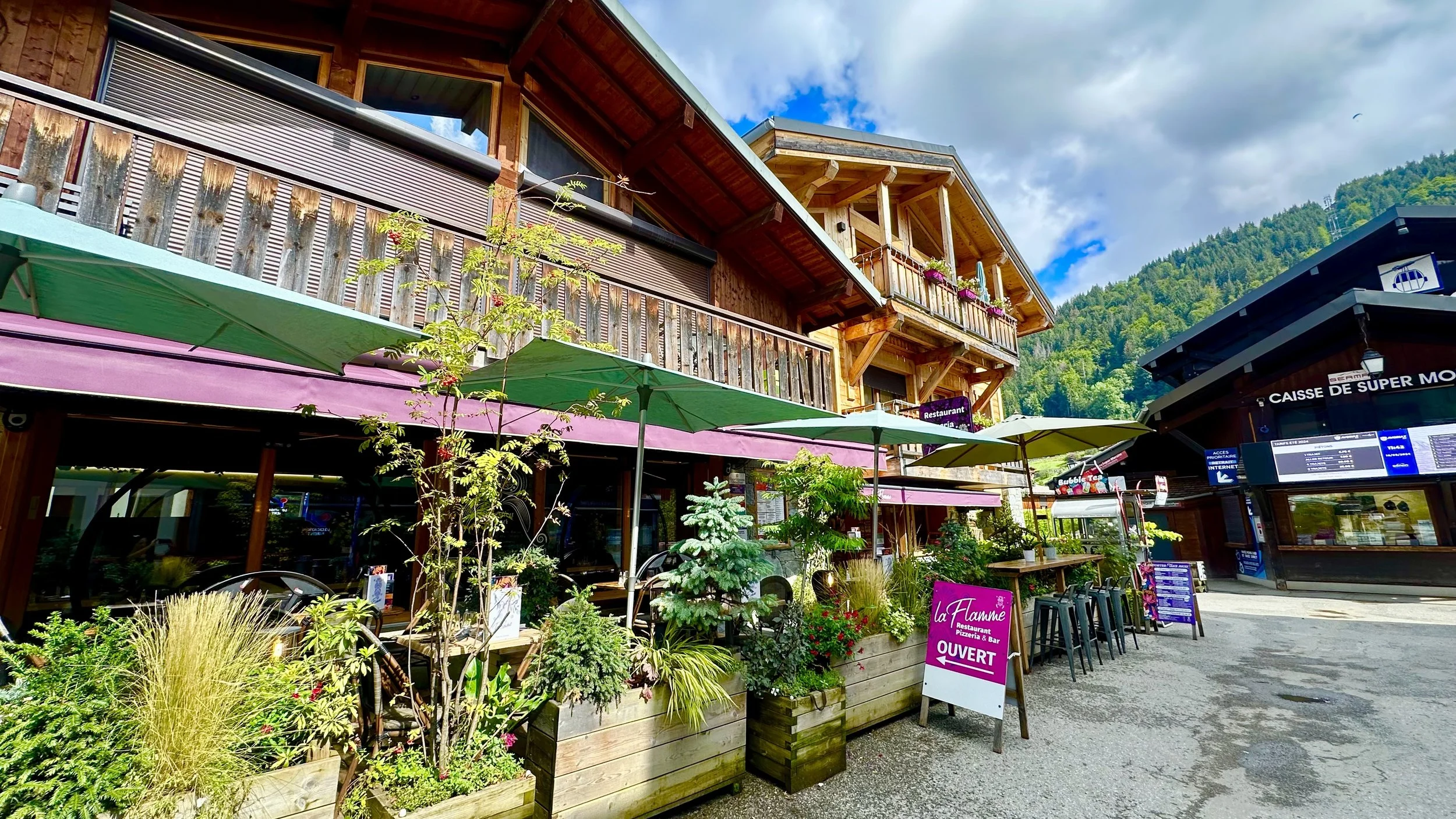 La Flamme - Next to Super Morzine Gondola