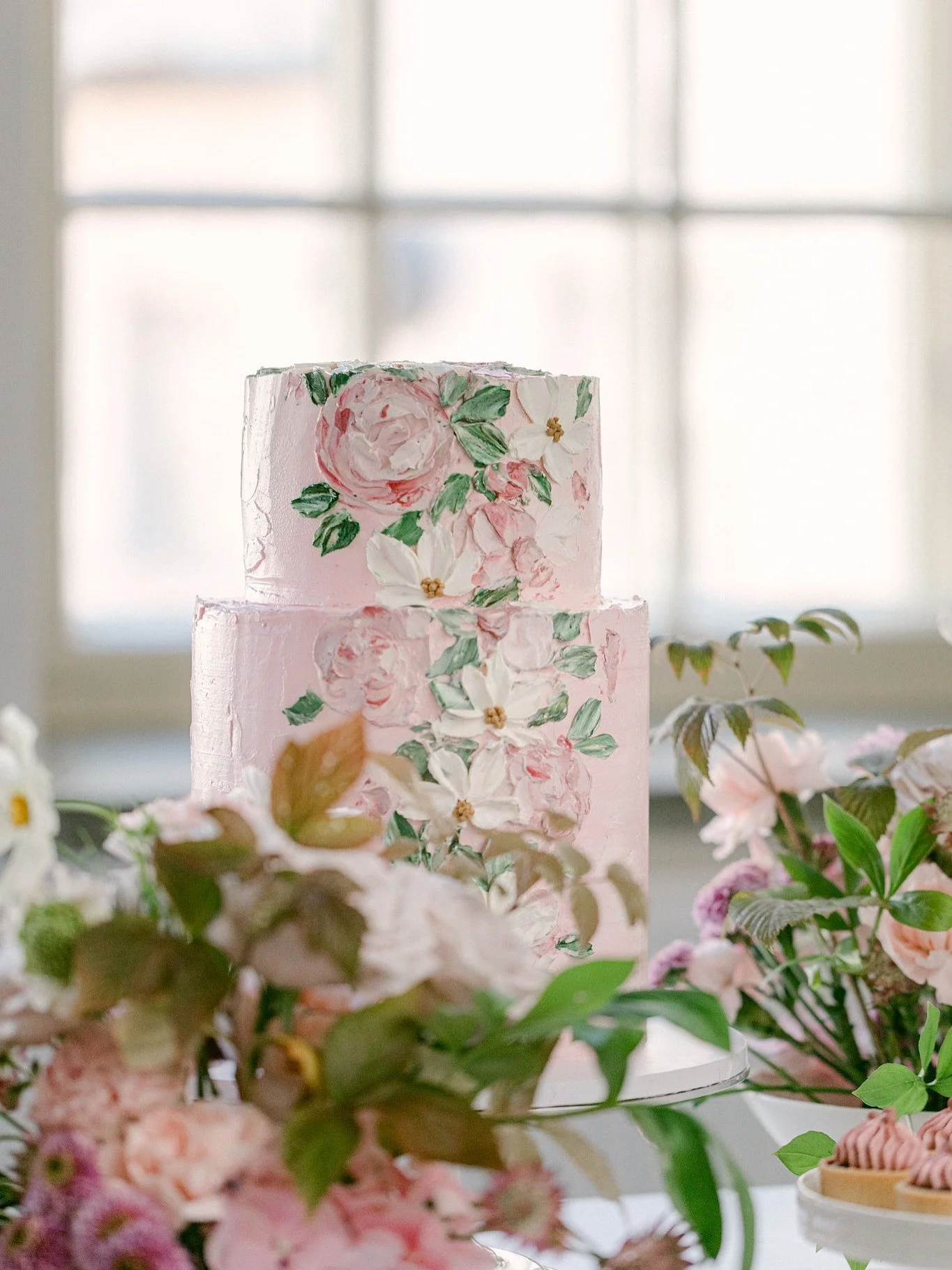 Tämä postaus piti tehdä jo yrittäjänpäiväksi, mutta parempi myöhään kuin ei milloinkaan!
Tämä on sun merkki varata brändikuvaus yrityksellesi. 📷 Itse kävin kuvauksissa viime vuod