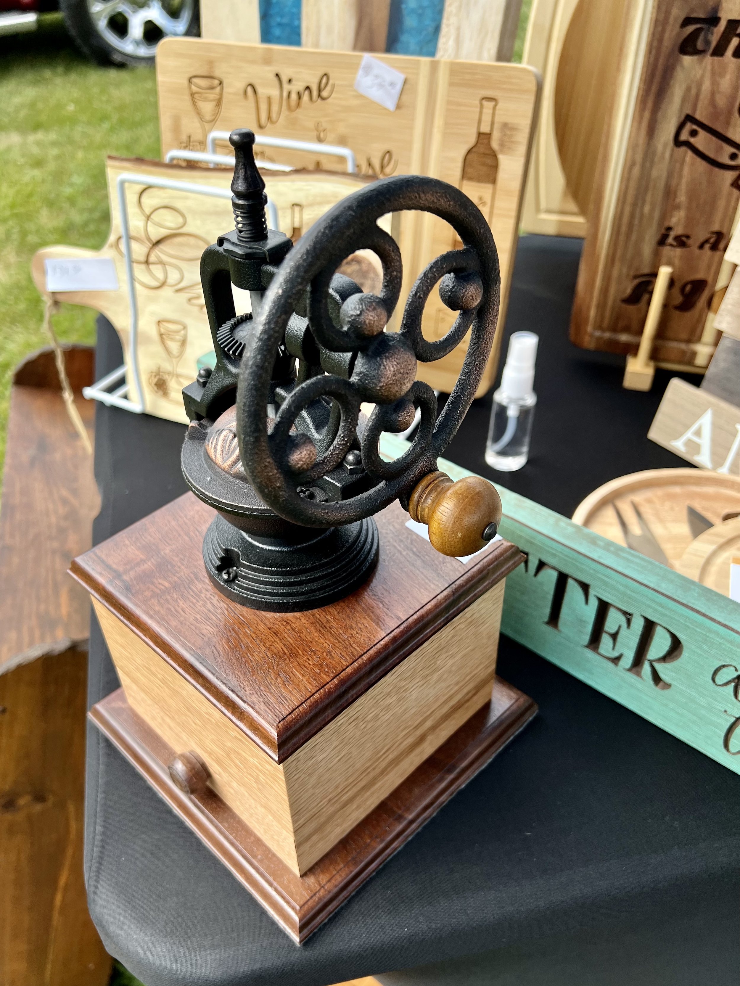 Coffee Grinder with drawer