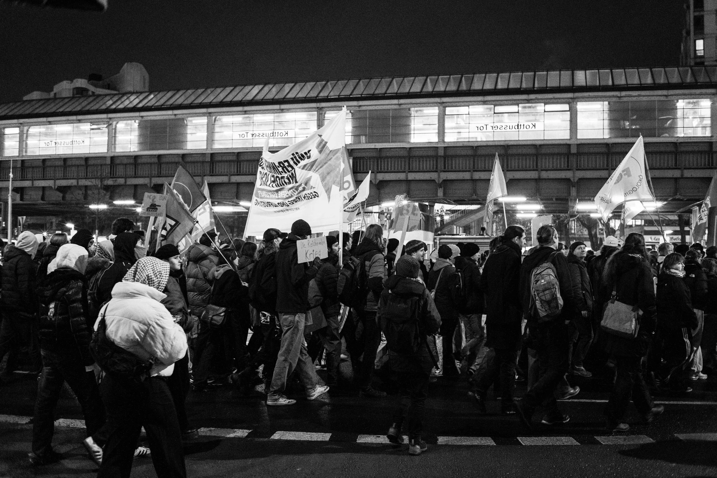 BW_Wehrpflicht-Demo-Berlin-2025_MarvinMachler-36.jpg
