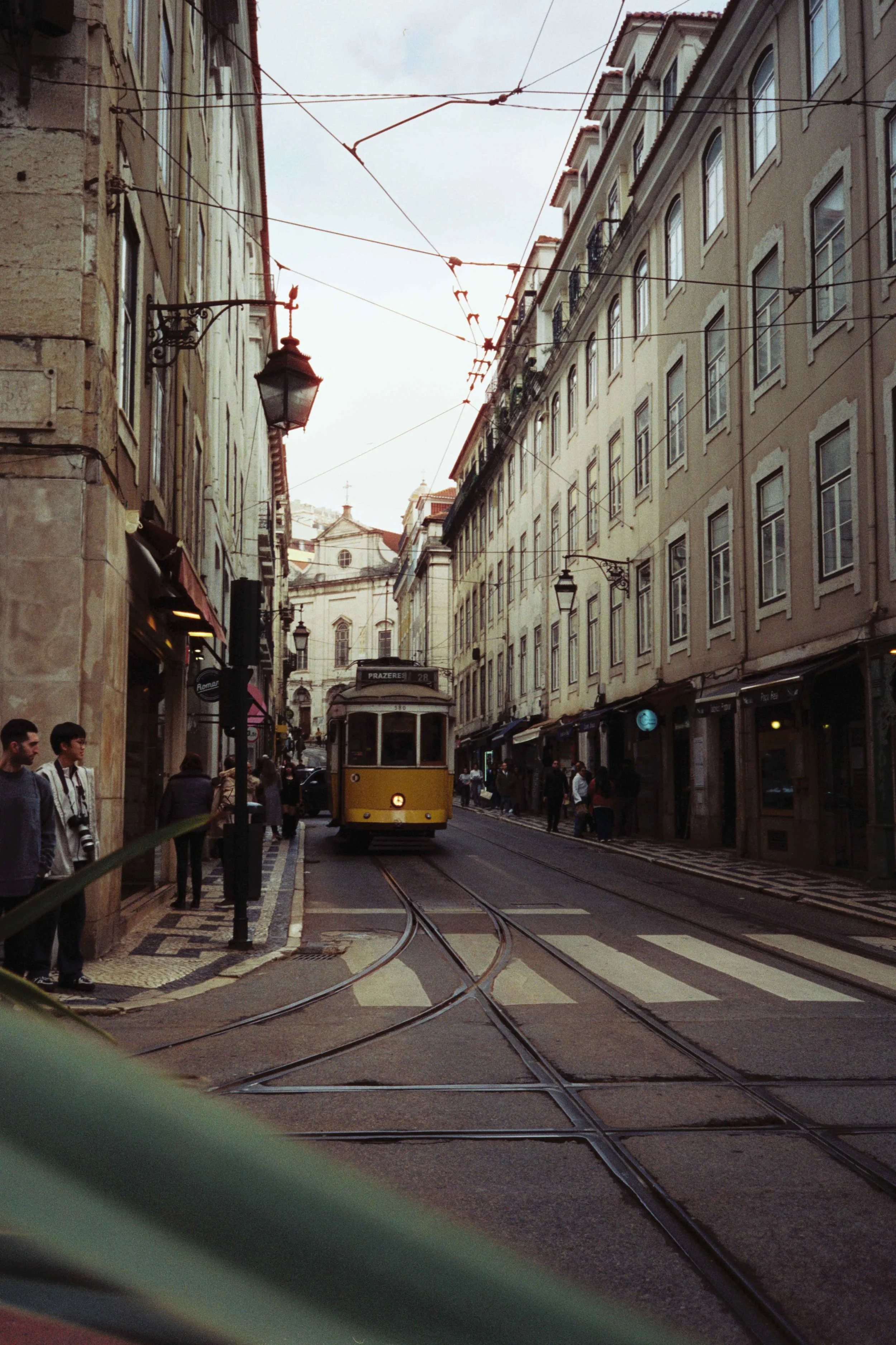 R1-05066-0007.jpg