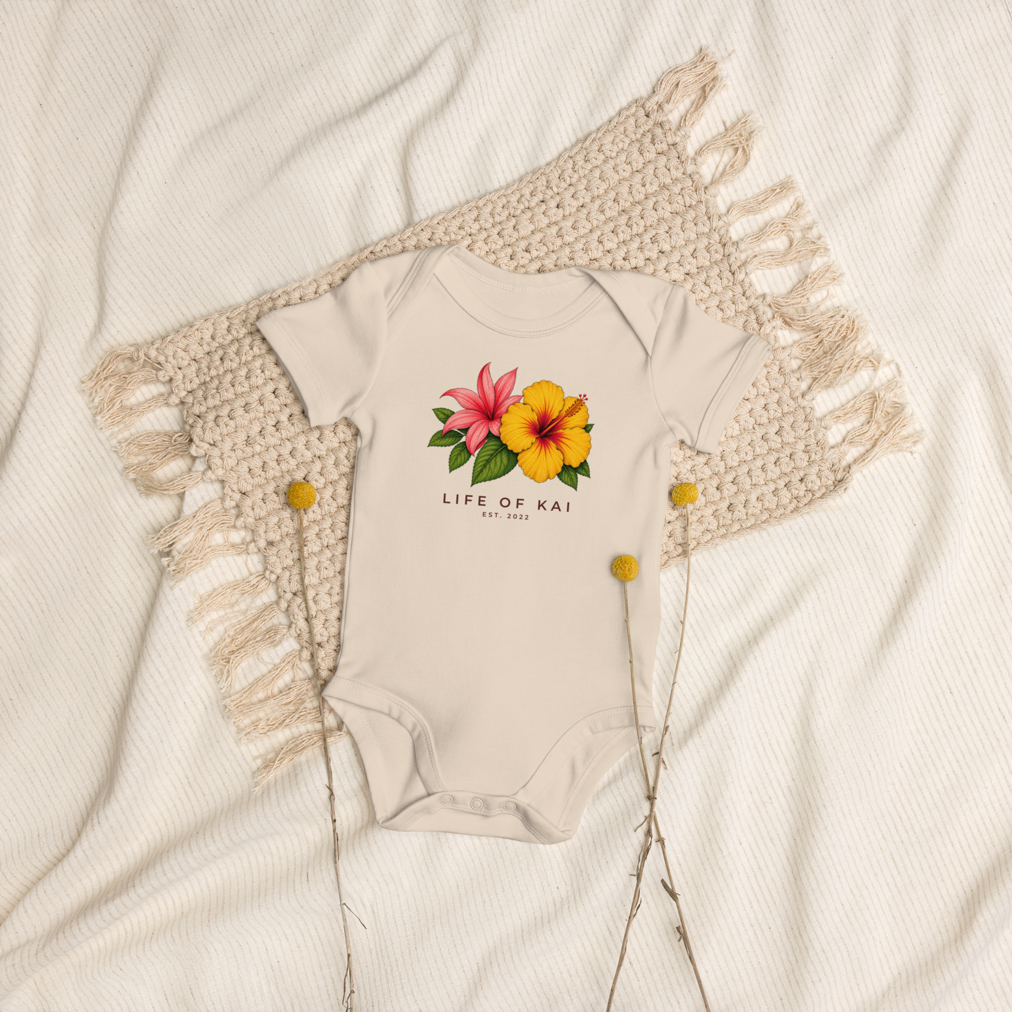 organic-cotton-baby-bodysuit-organic-natural-front-6a92d38f2e550.png