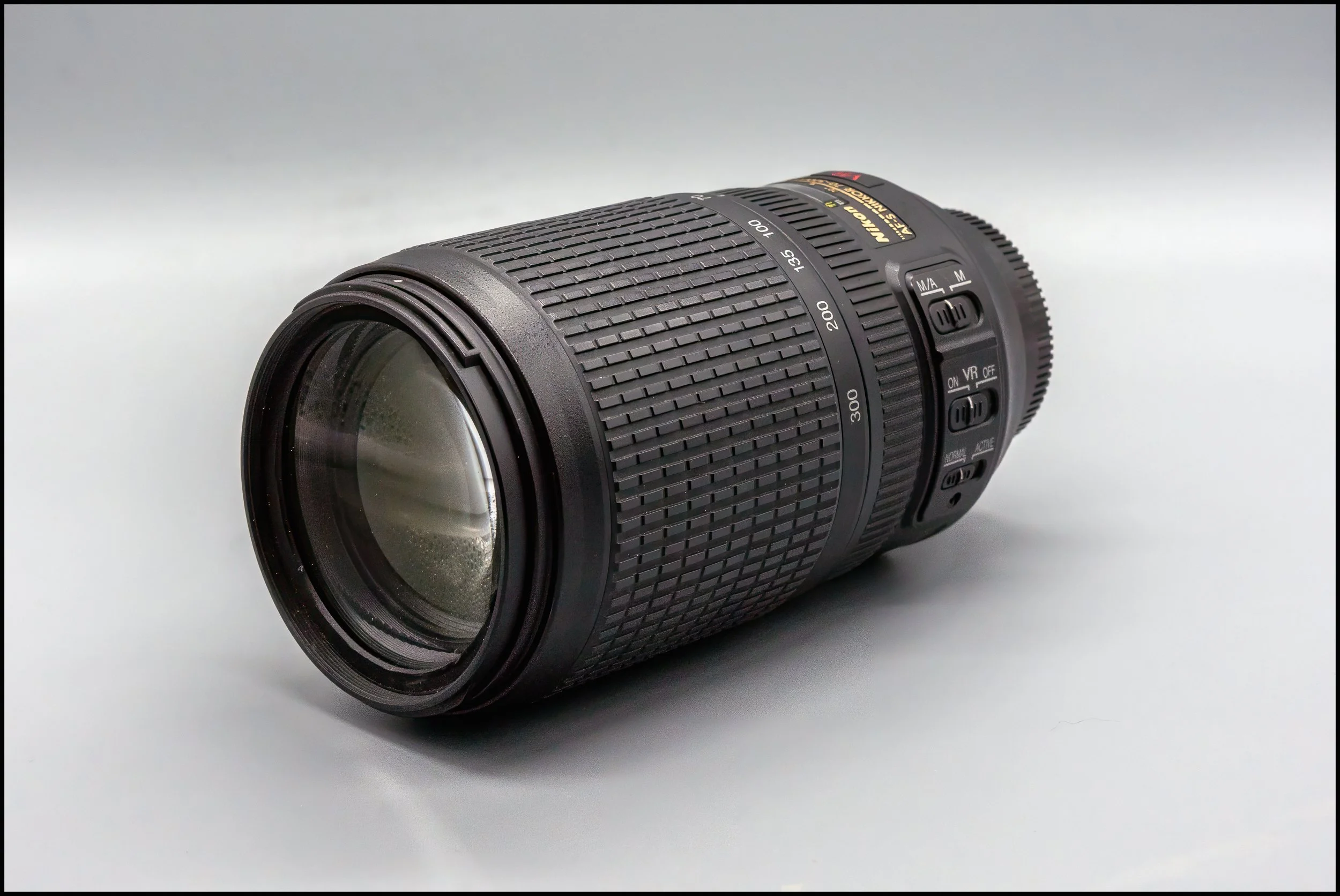 Nikon Nikkor 70-300mm f4.5-5.6