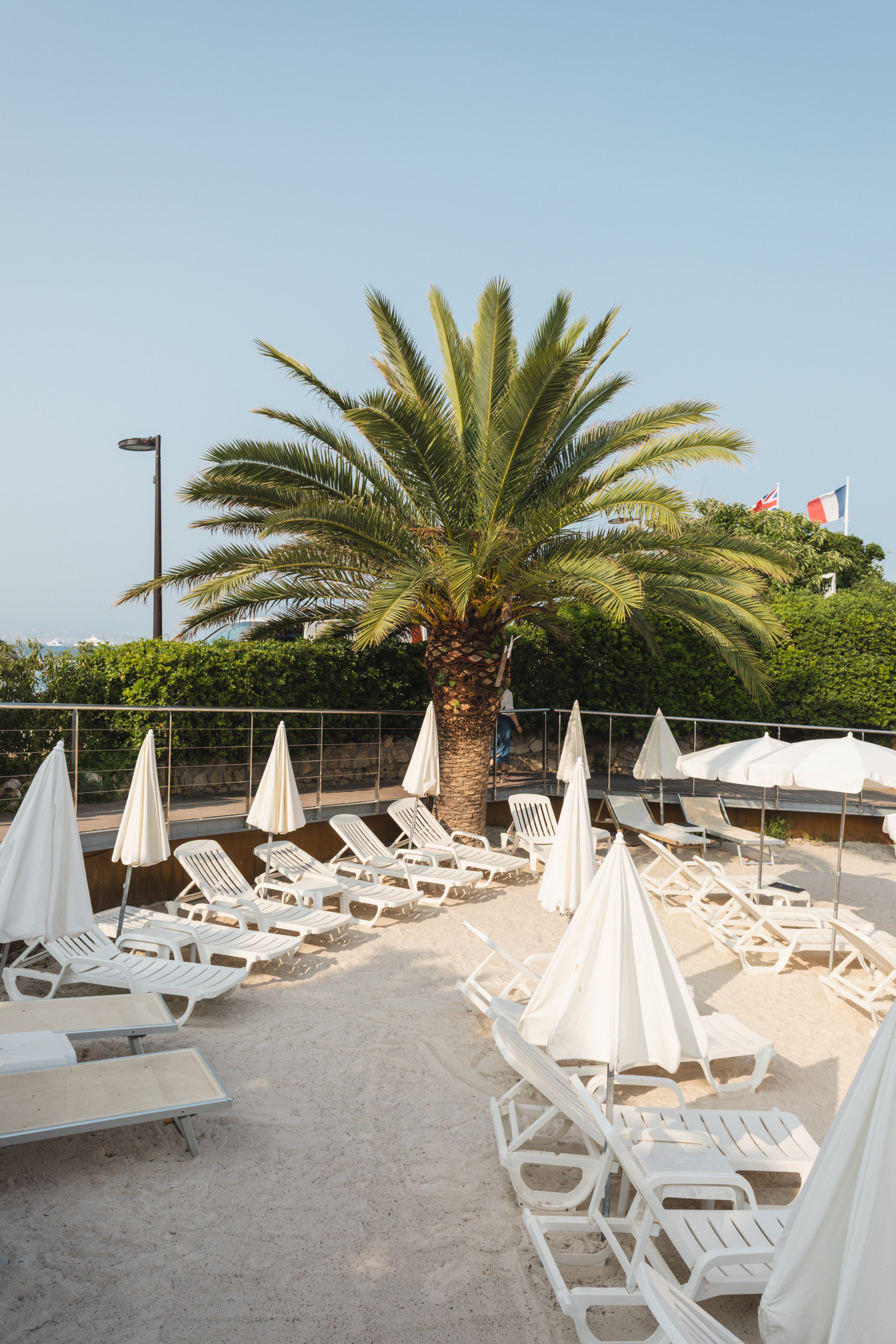 antibes2550.jpg
