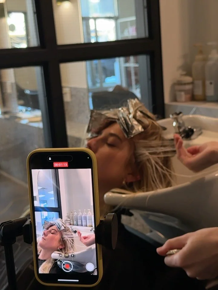 Team meeting, but make it a social media class📱
Huge thank you to Gracie for breaking things down, answering all our questions, and helping us feel more confident showing up online.