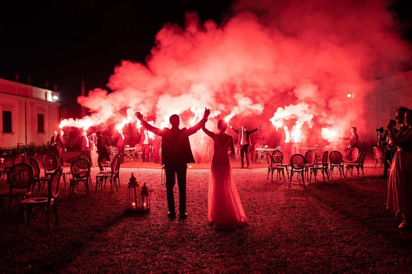 Benedetta e Carlo
Matrimonio in Valpolicella 💥  #weddingphotography #valpolicella #fumogenirossi #weddingfumogeni #villamosconibertani #weddinginverona #weddingverona #enricomondello #angelolorenzi