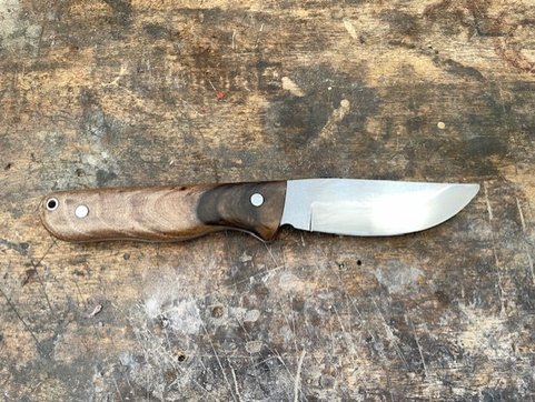 Ultimate Hunter Knife Walnut Right Facing