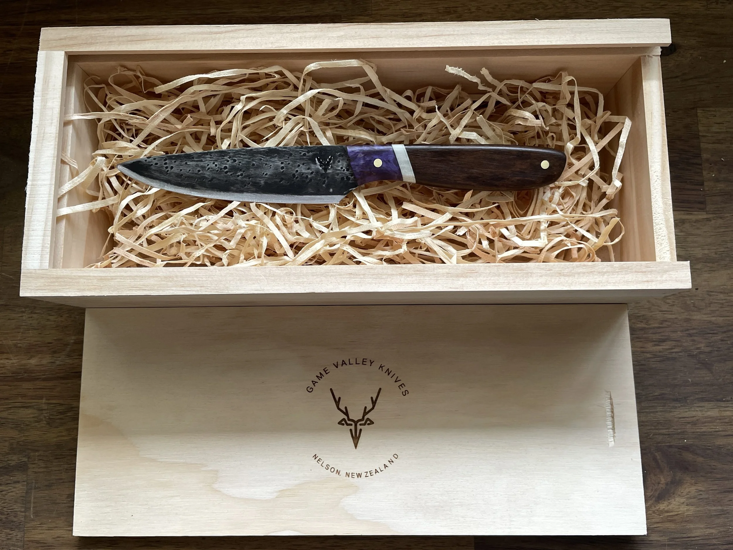 4 Inch Utility Knife in Gift Box.JPG