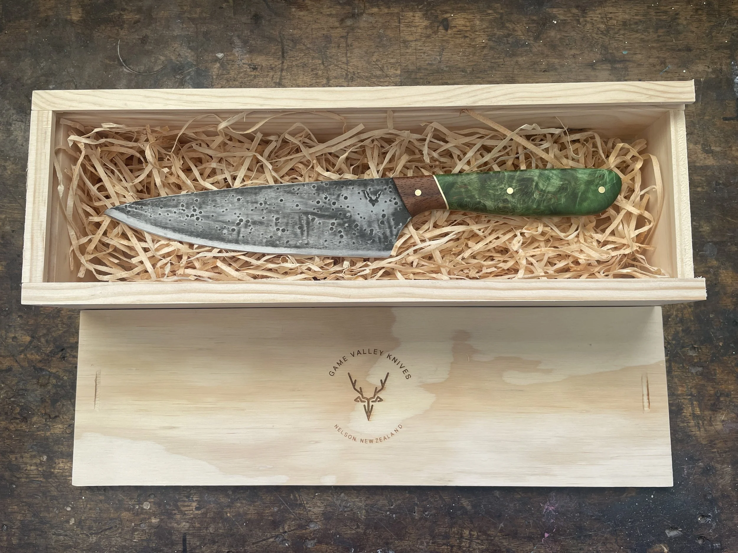 Curly Birch Green Chef Knife in gift box