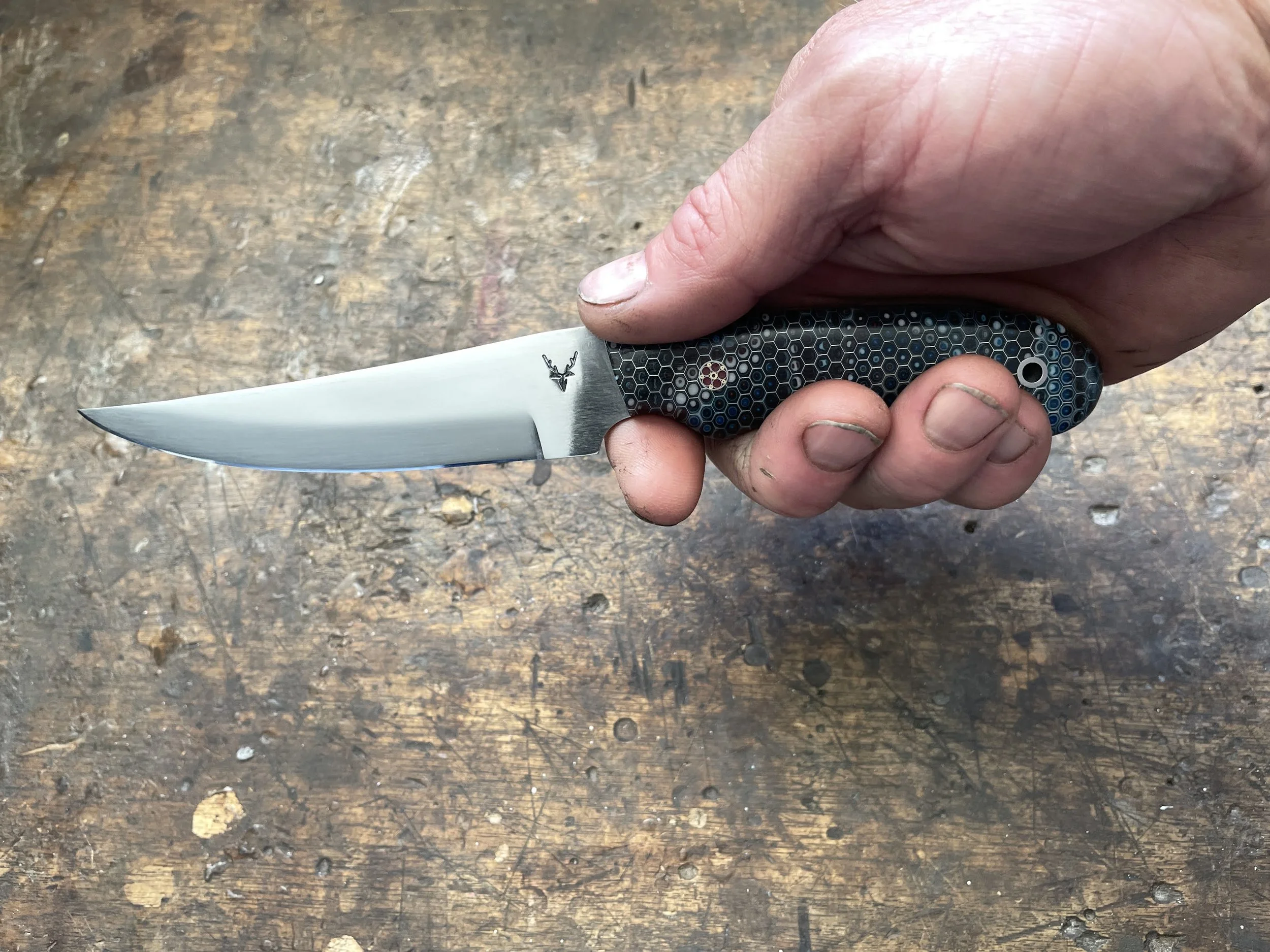 Bird & Trout honeycomb handle in the hand