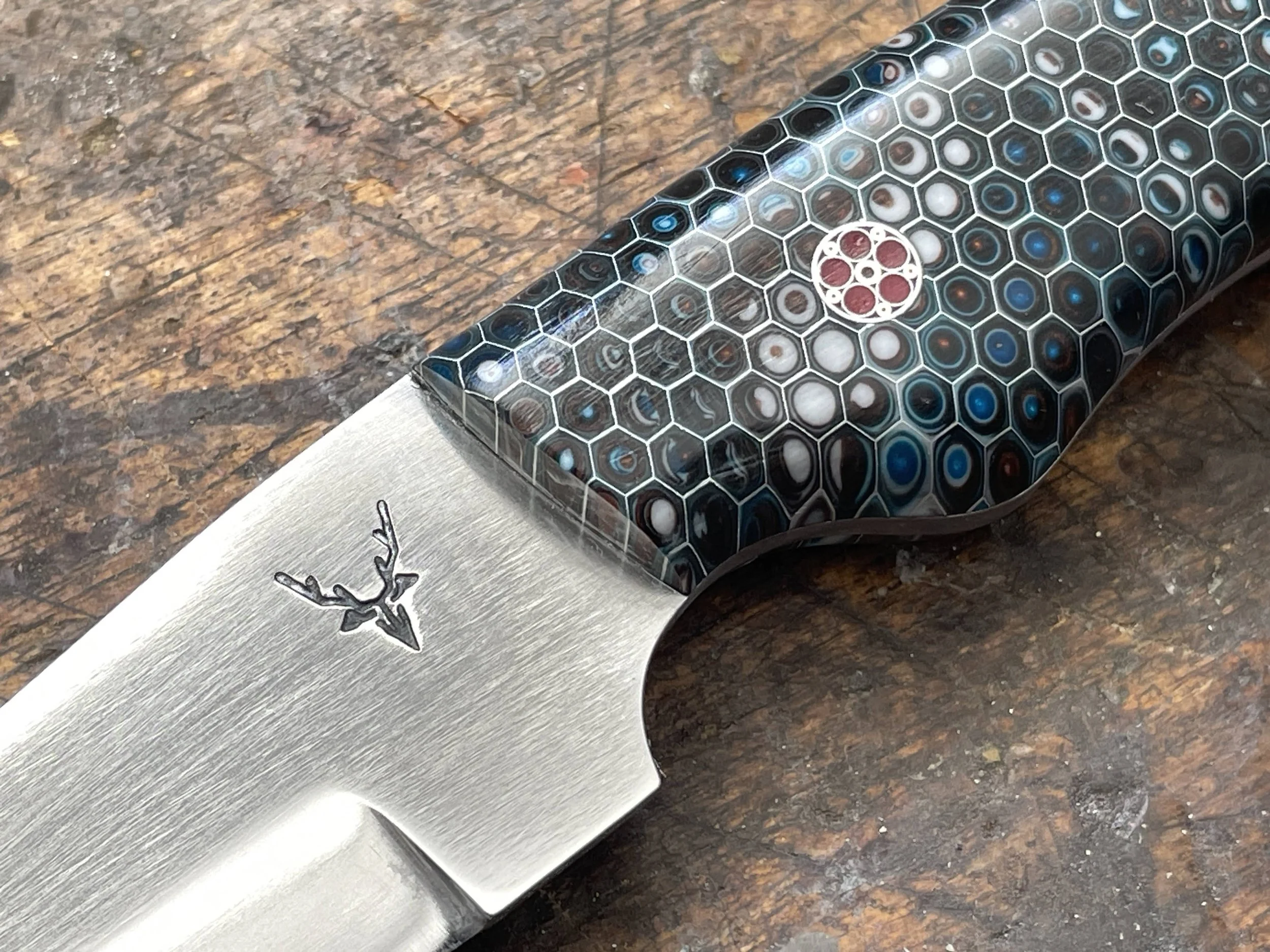 Bird & Trout honeycomb handle close up