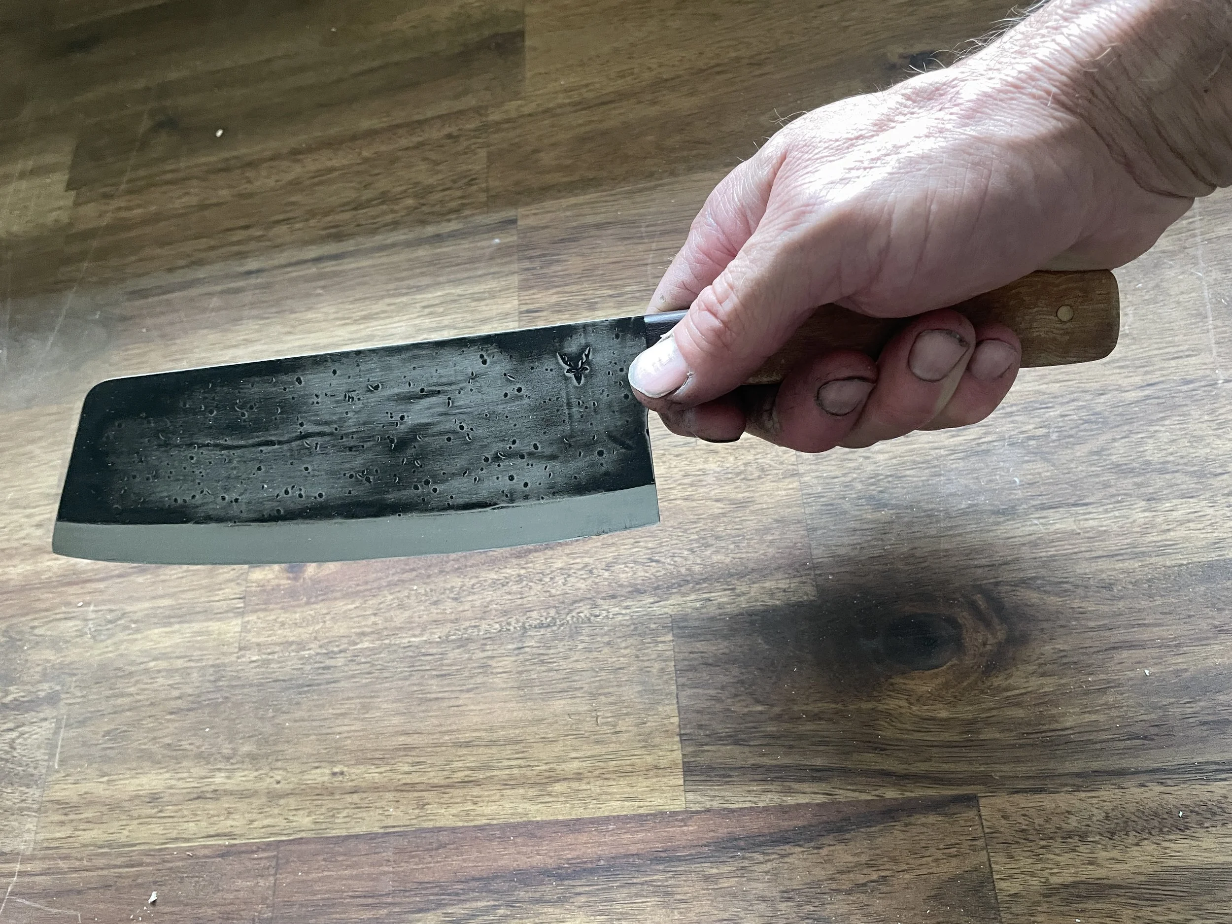 Cleaver Black Maire and Ebony in the hand