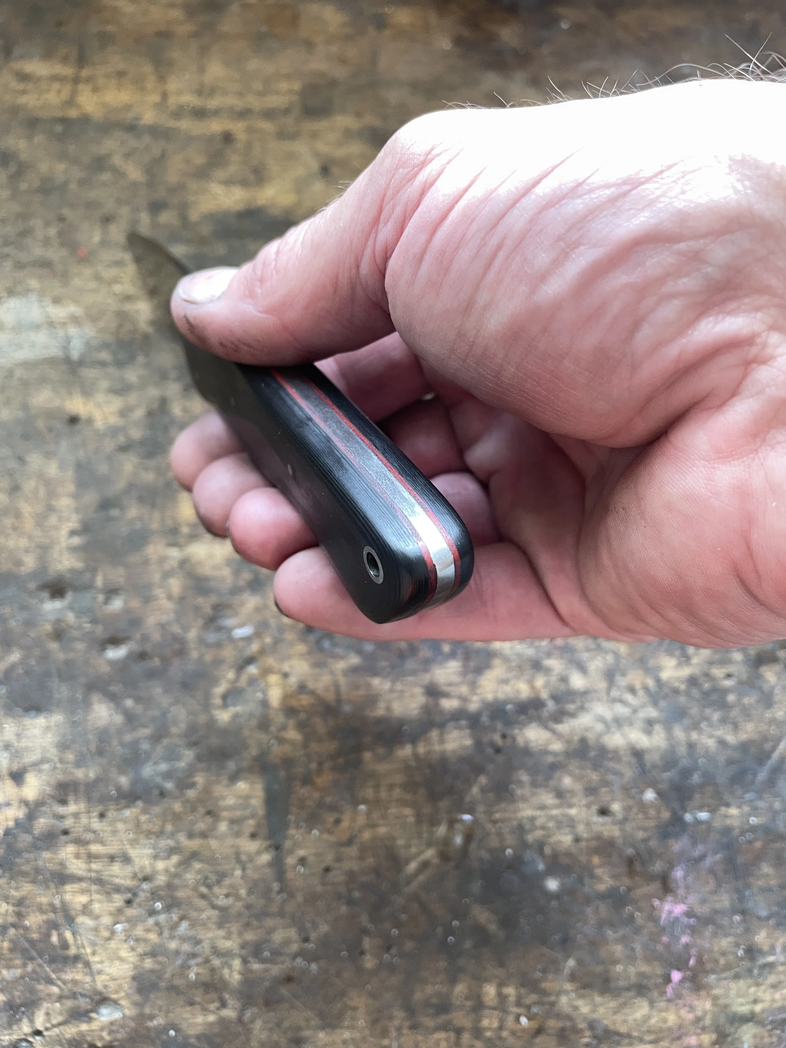 Classic Hunter Knife facing front