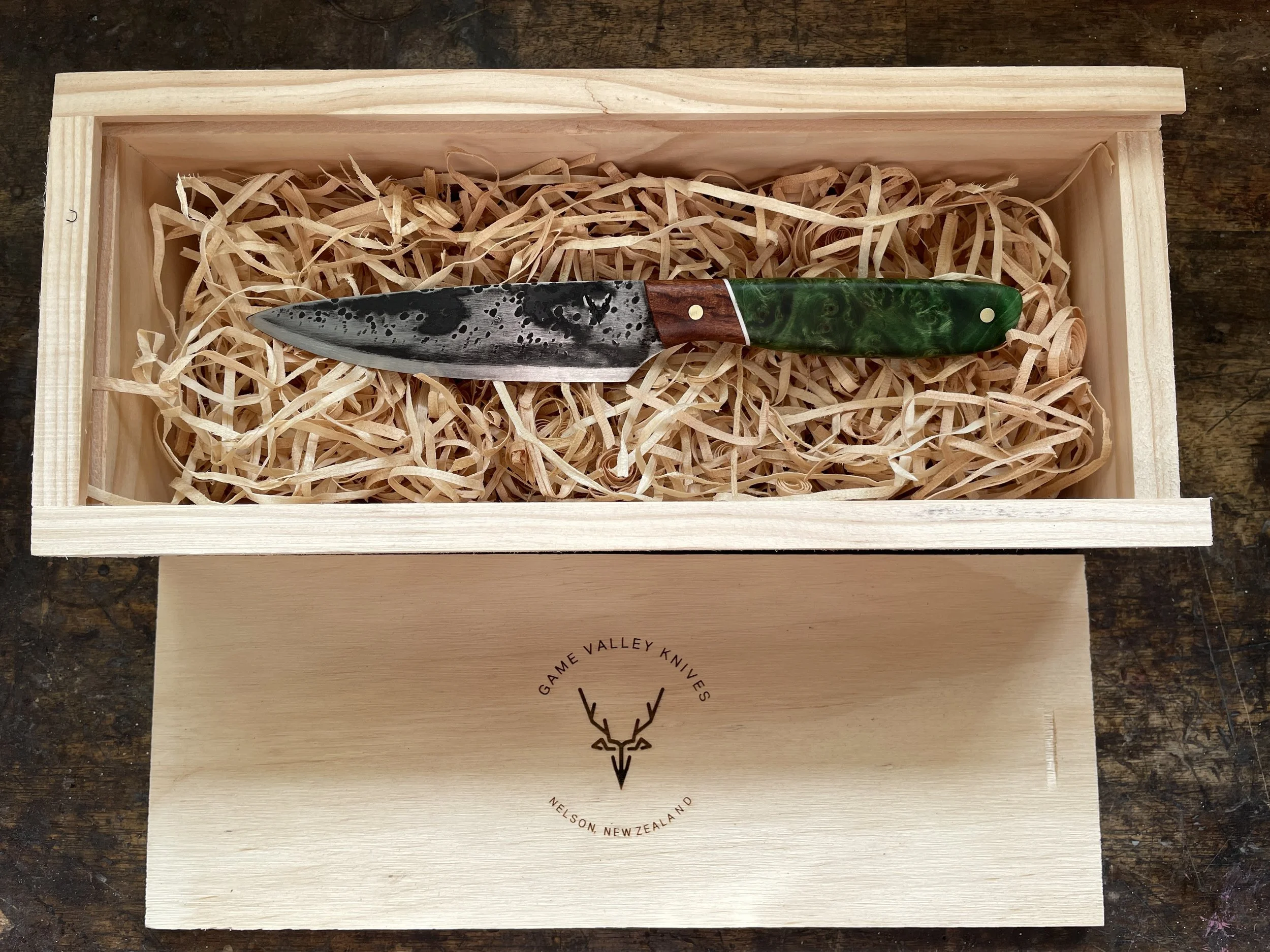 4 inch Utility Knife in gift box