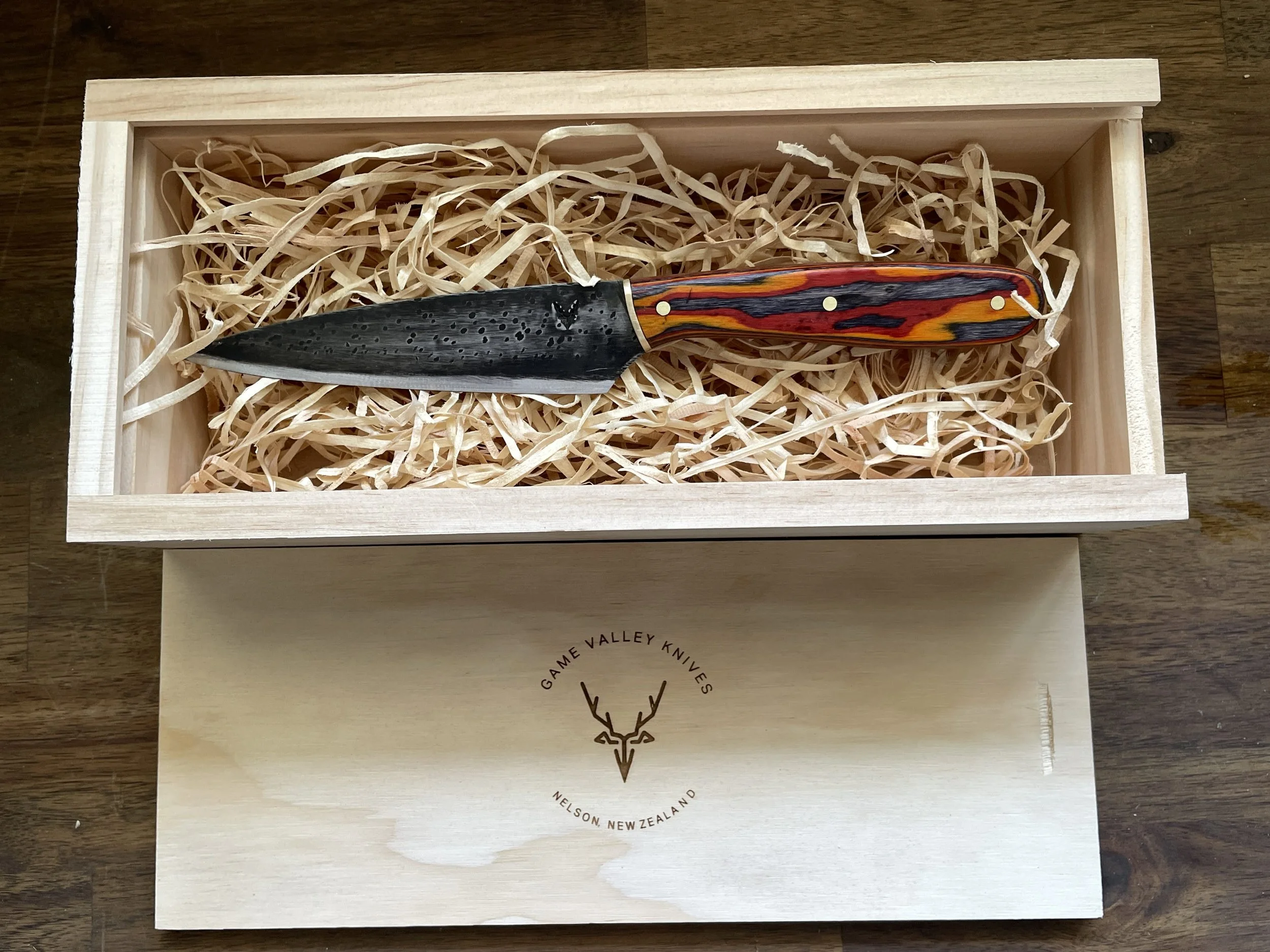 5 inch utility in gift box.JPG