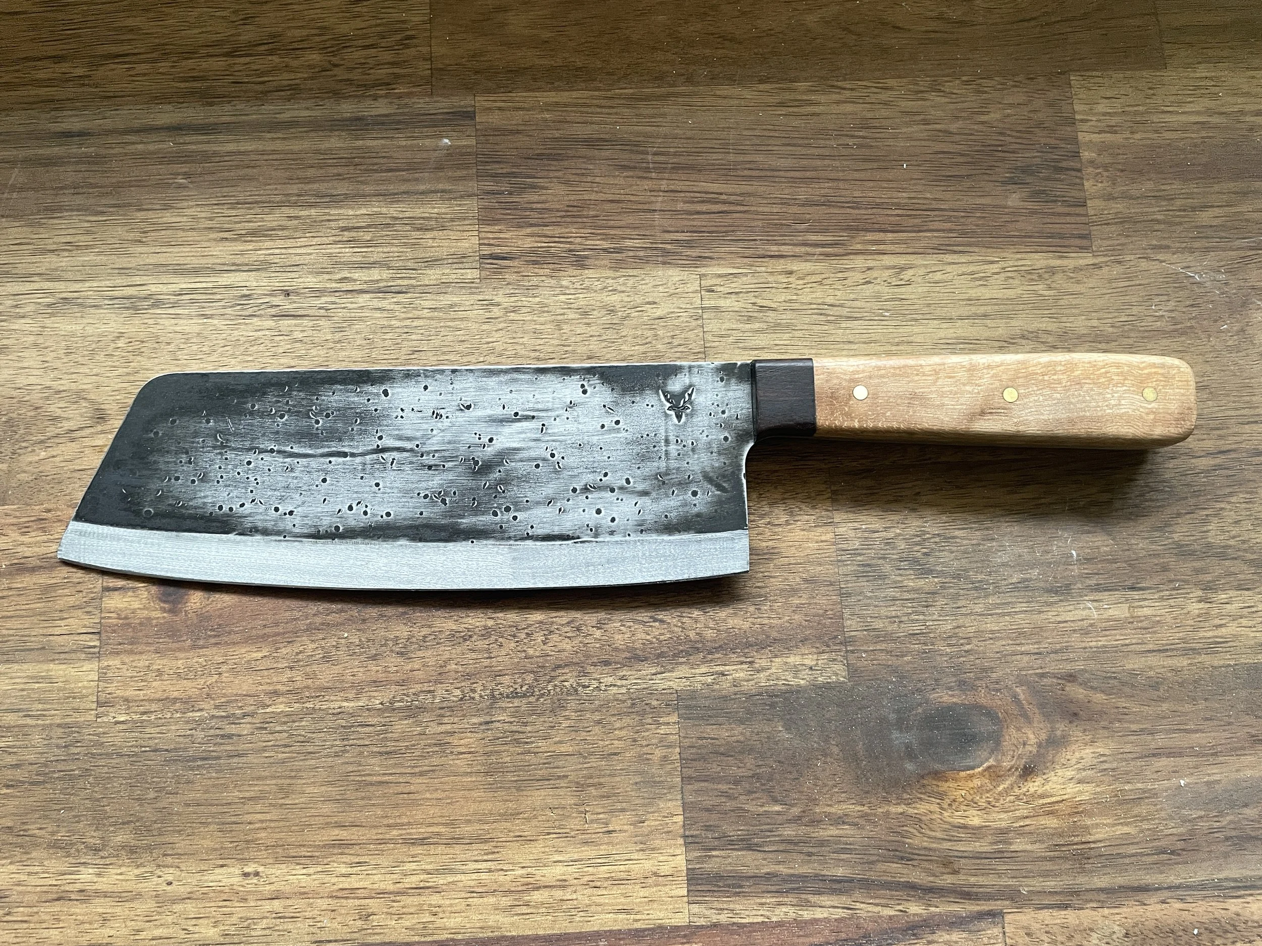Cleaver Black Maire and Ebony Facing left