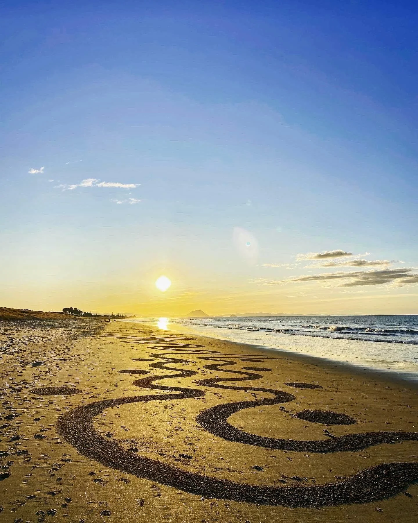 Sand Artist New ZealandBeach Art New ZealandRakehealing