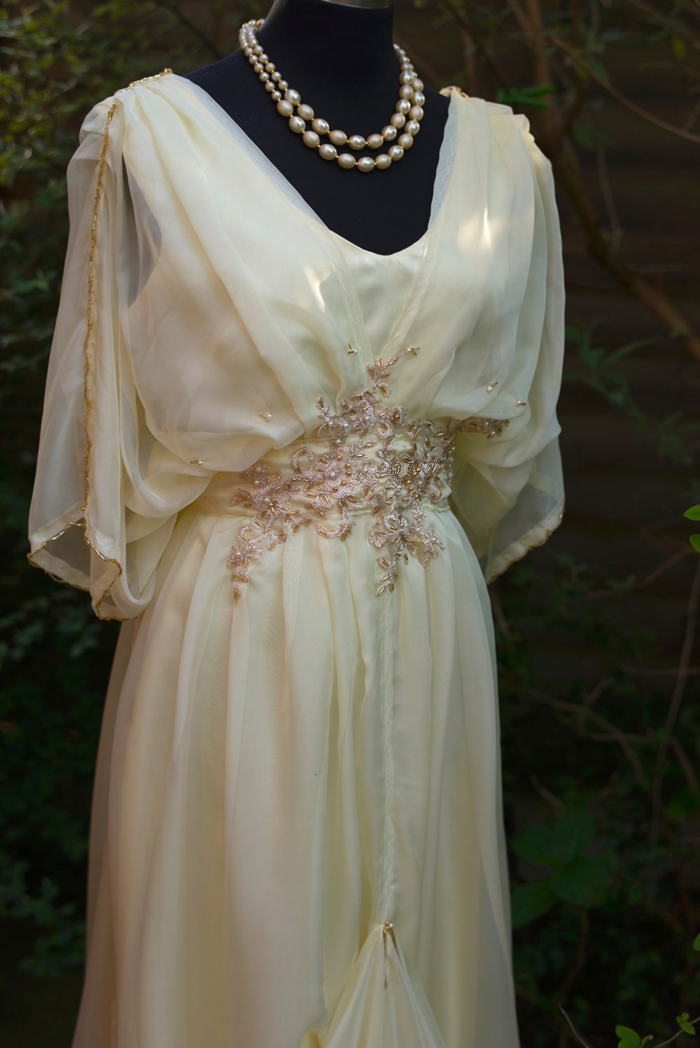 https://i.etsystatic.com/7474337/r/il/86a4e4/1561592417/il_fullxfull.1561592417_6o1z.jpg