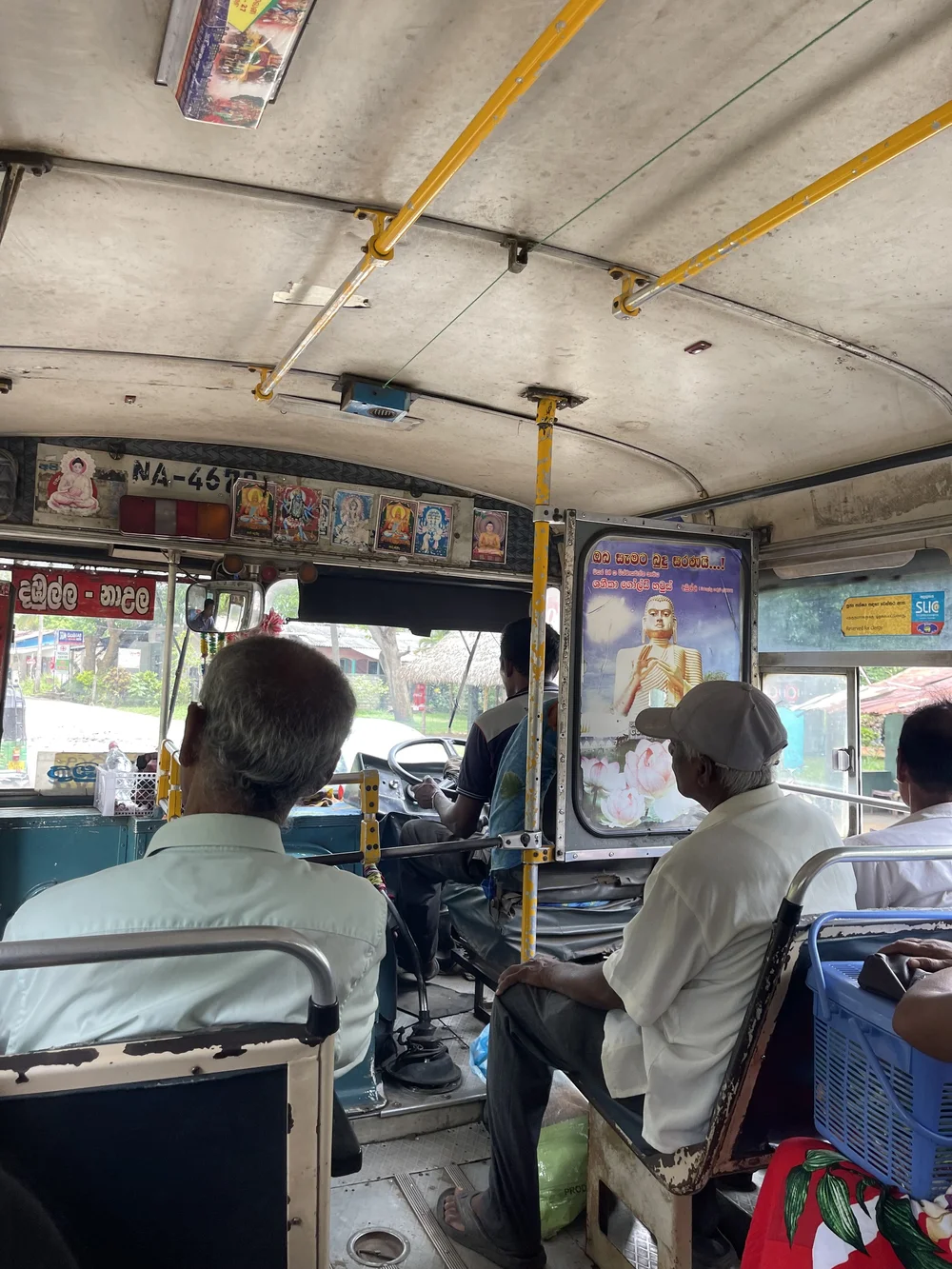 Sri Lanka Bus.jpeg