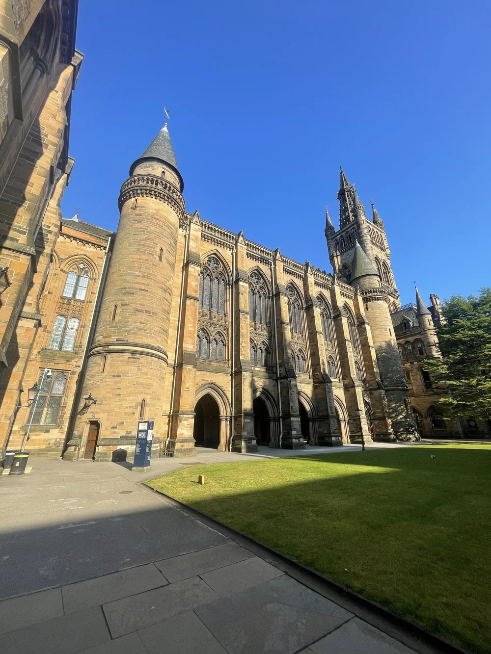 Edinburgh university.jpeg