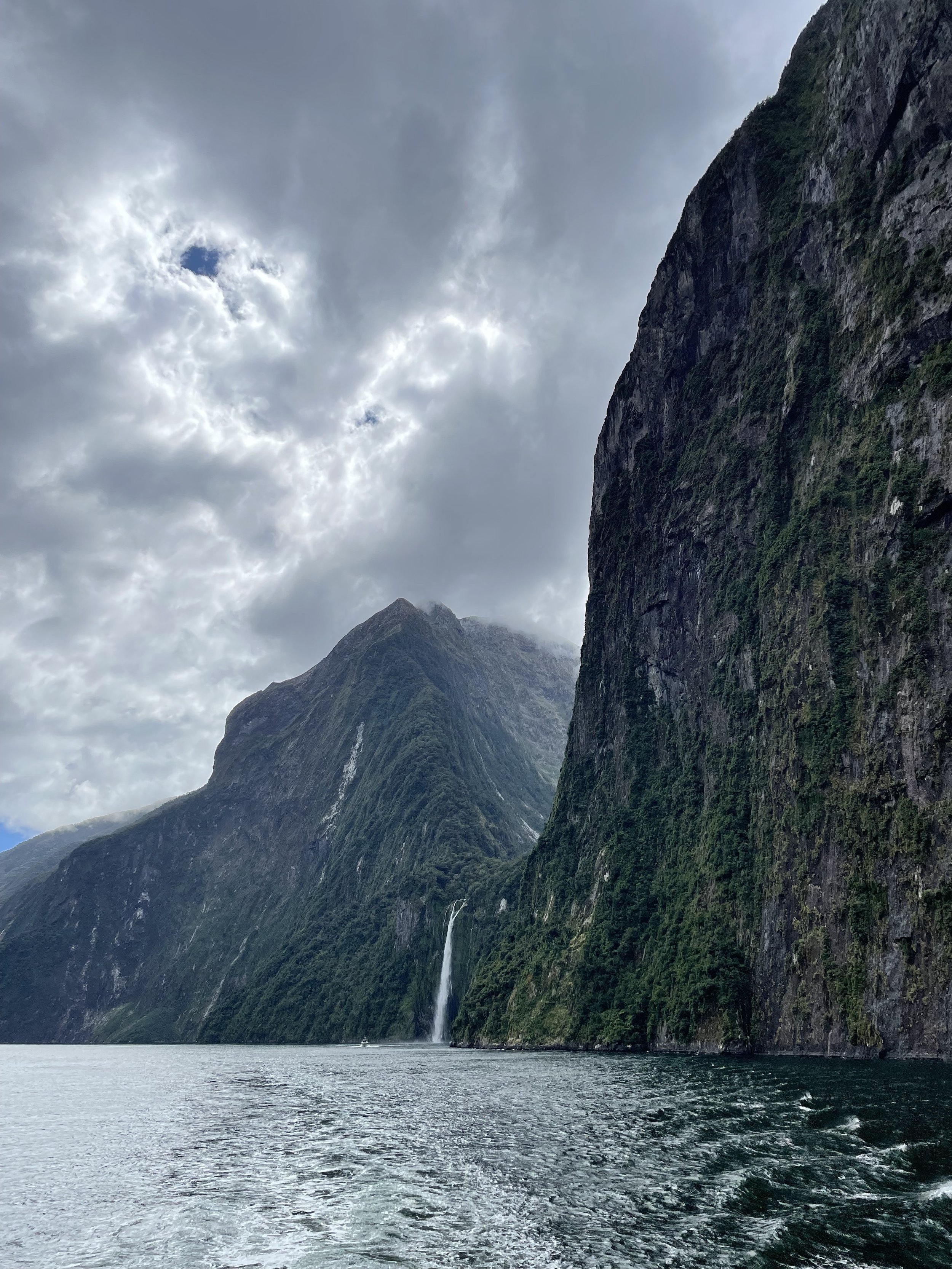 Milford Sound_2.jpg