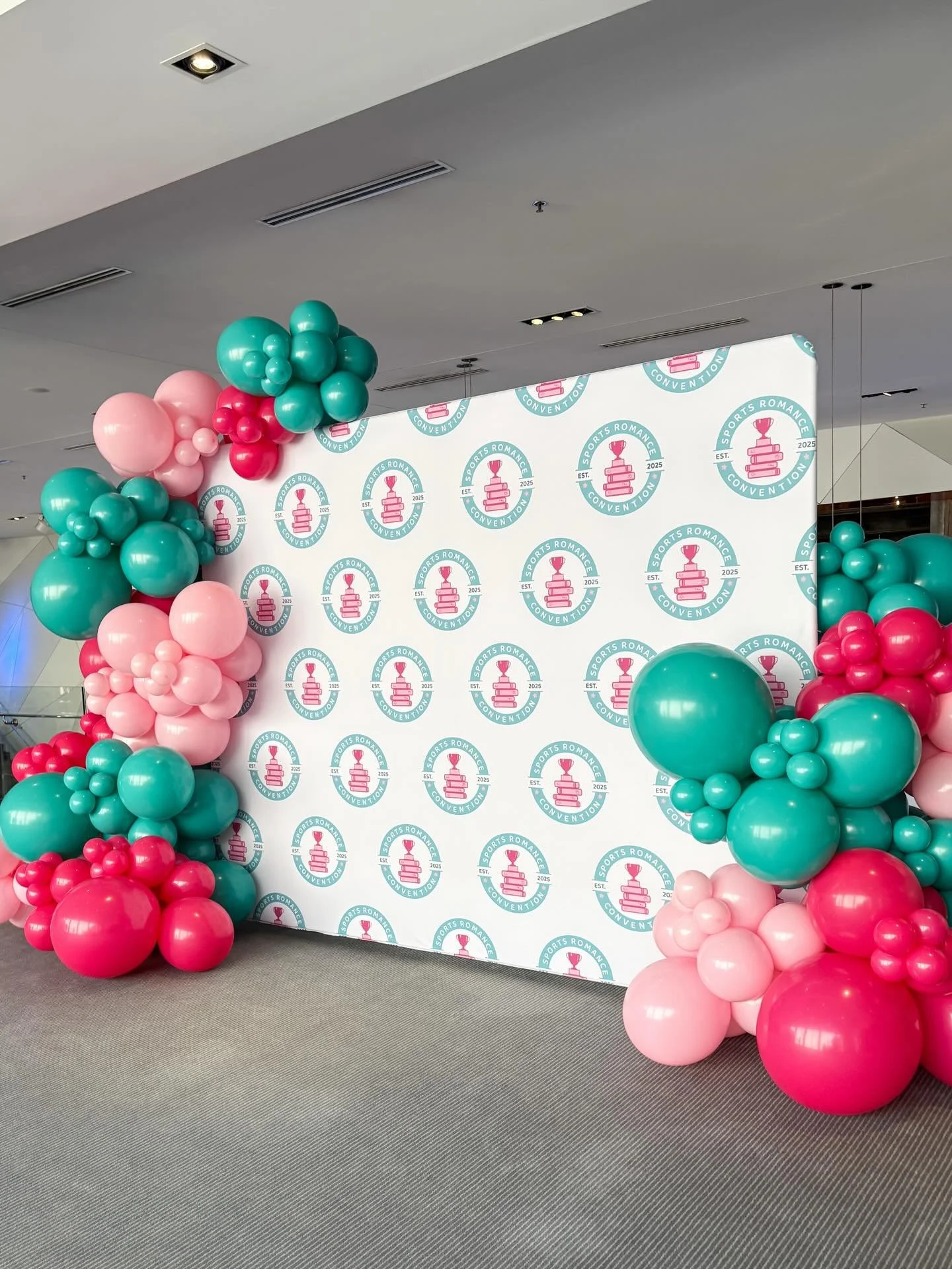 Second year with @sportsromancecon. 💕🦋