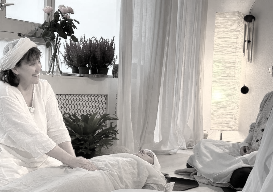 2 Saturdays ~ Sacred Healing Hands 2 Day tRAINING