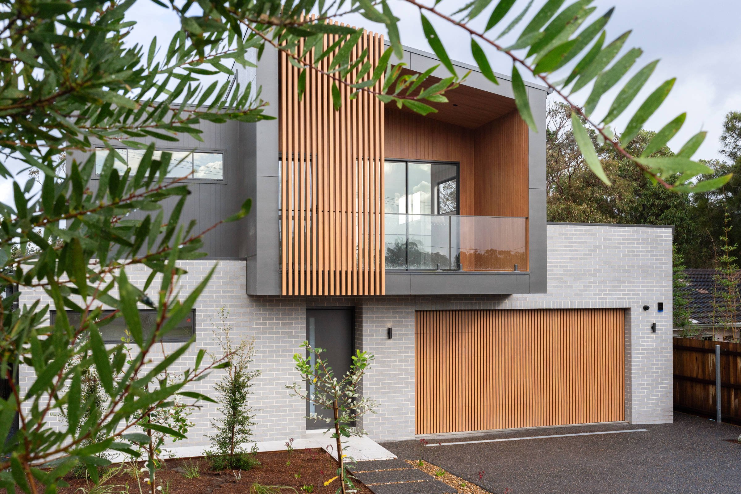 holmes-building-and-design-south-coast_fern-way-culburra-beach_front-3.jpg